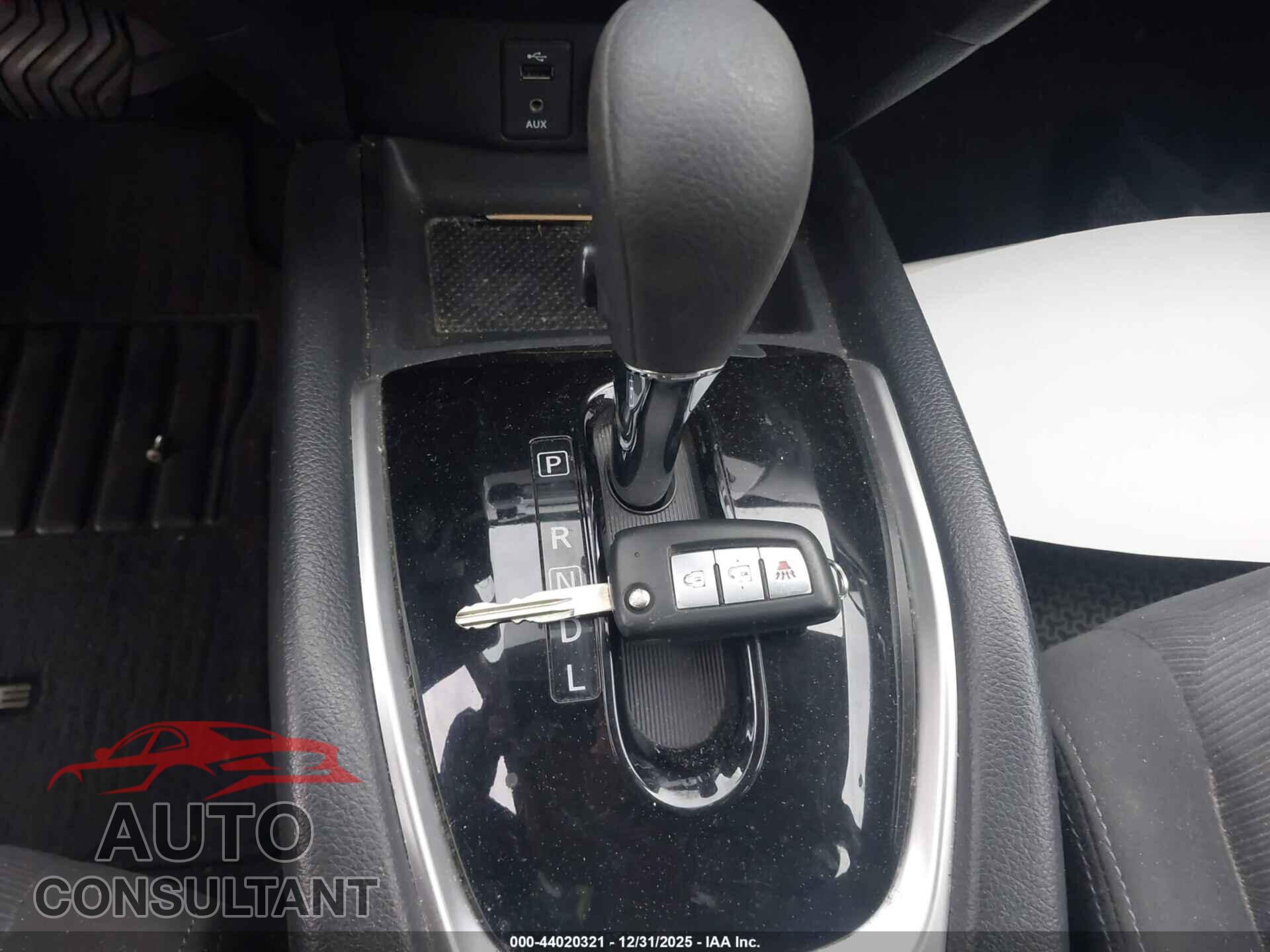 NISSAN ROGUE 2016 - KNMAT2MT6GP637696