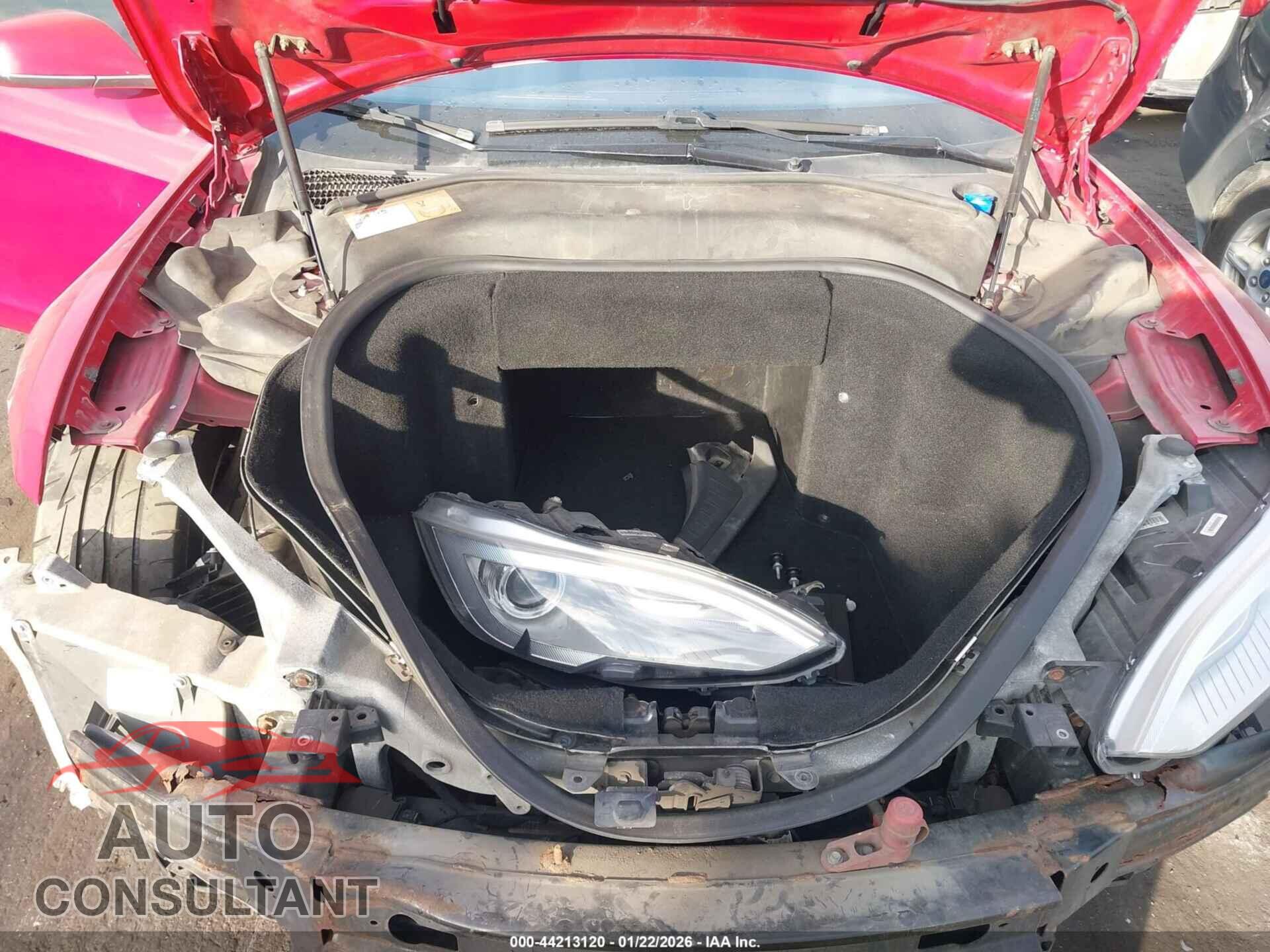 TESLA MODEL S 2014 - 5YJSA1H10EFP56803