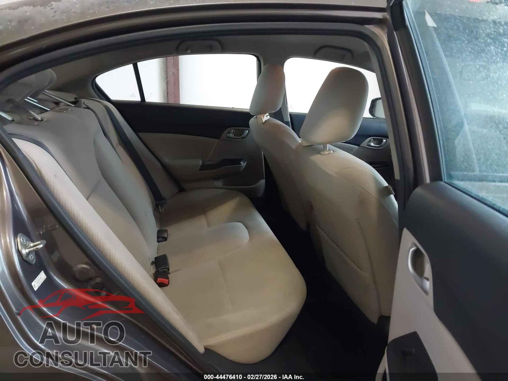 HONDA CIVIC 2013 - 2HGFB2F55DH505845