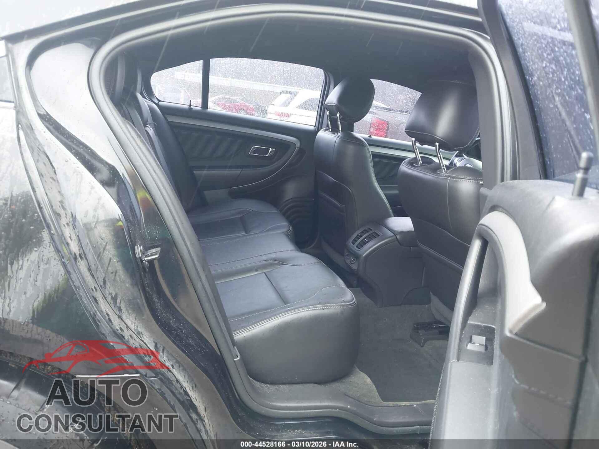 FORD TAURUS 2013 - 1FAHP2E80DG220654