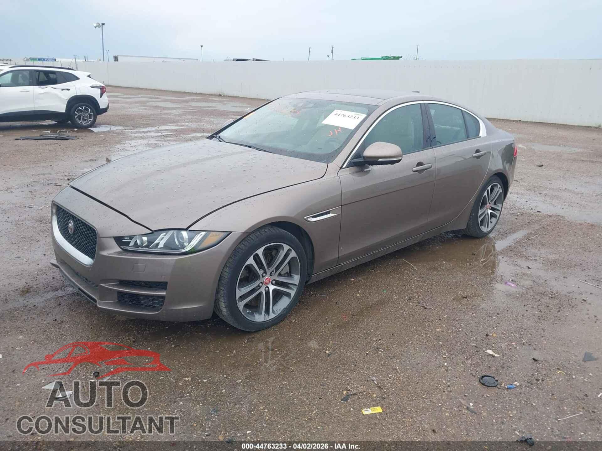 JAGUAR XE 2017 - SAJAJ4BV2HA973812