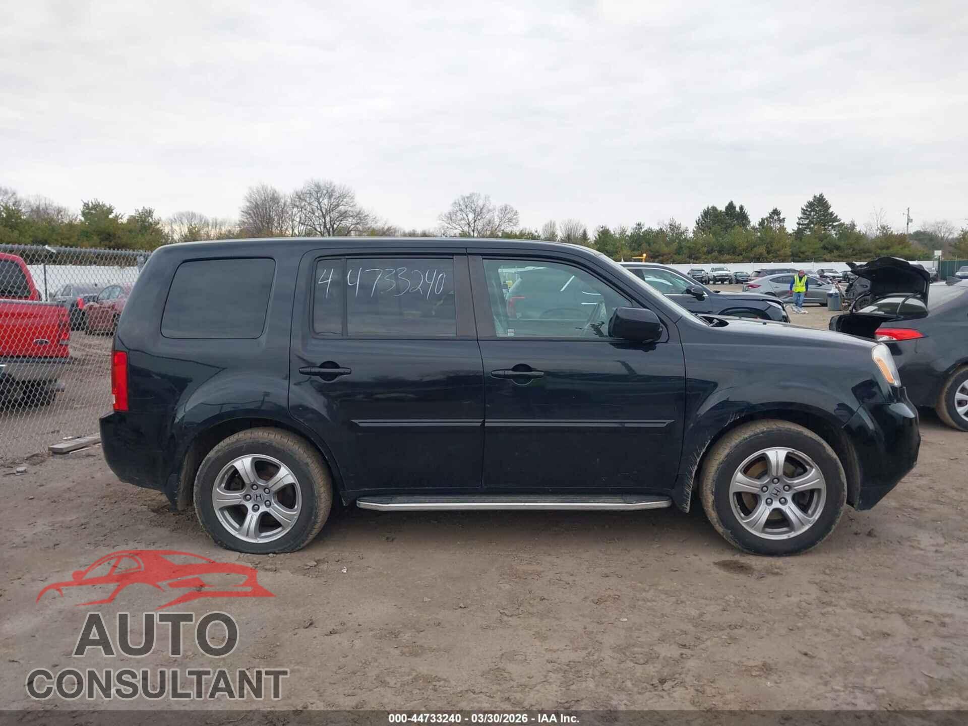HONDA PILOT 2013 - 5FNYF4H60DB024260