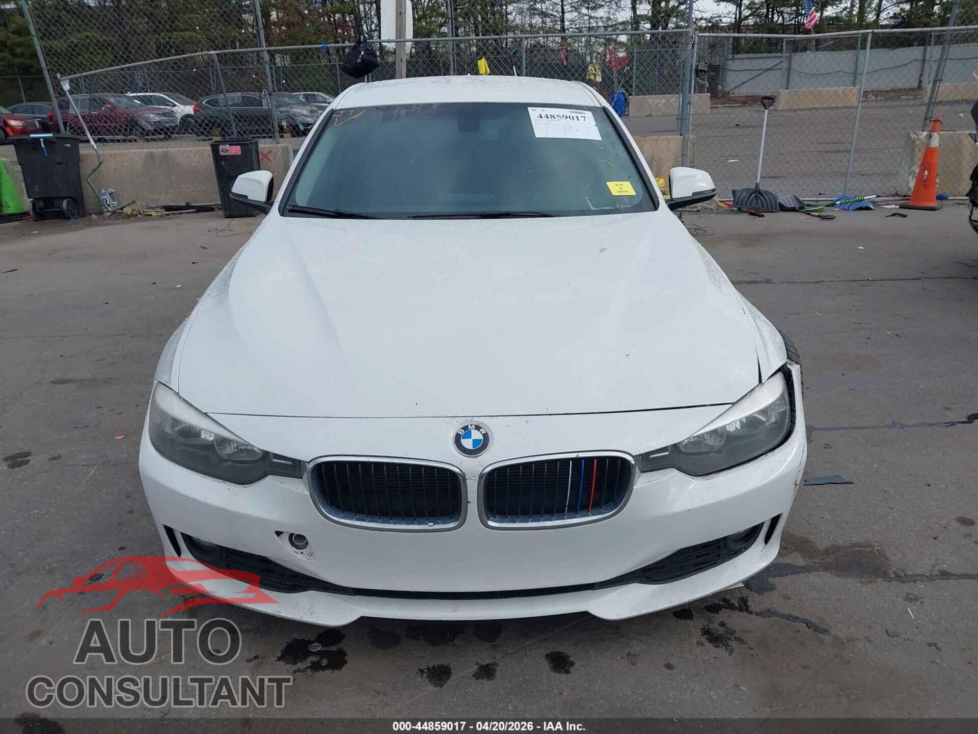 BMW 320I 2013 - WBA3B1C54DK129211