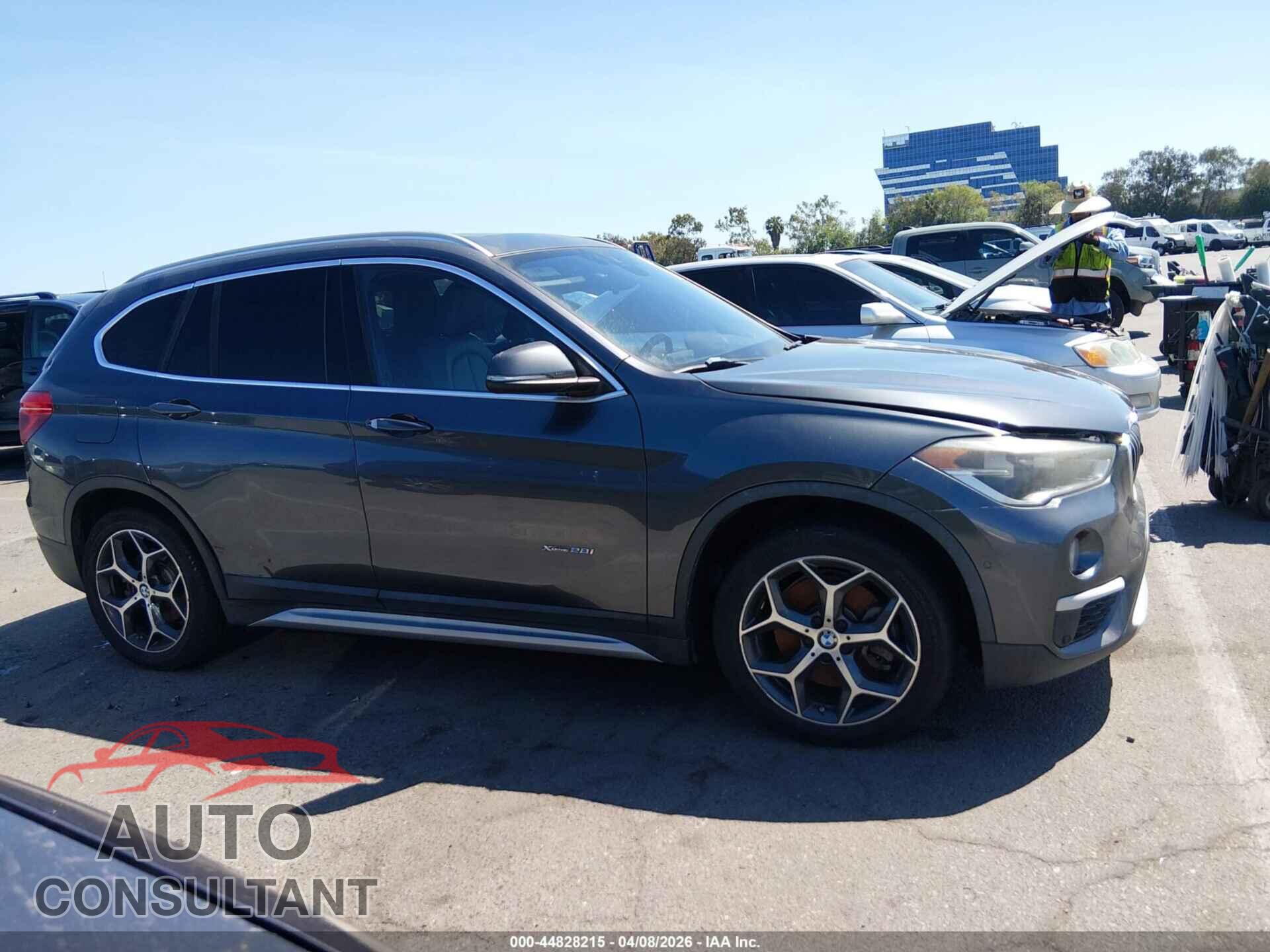 BMW X1 2016 - WBXHT3C37GP880698