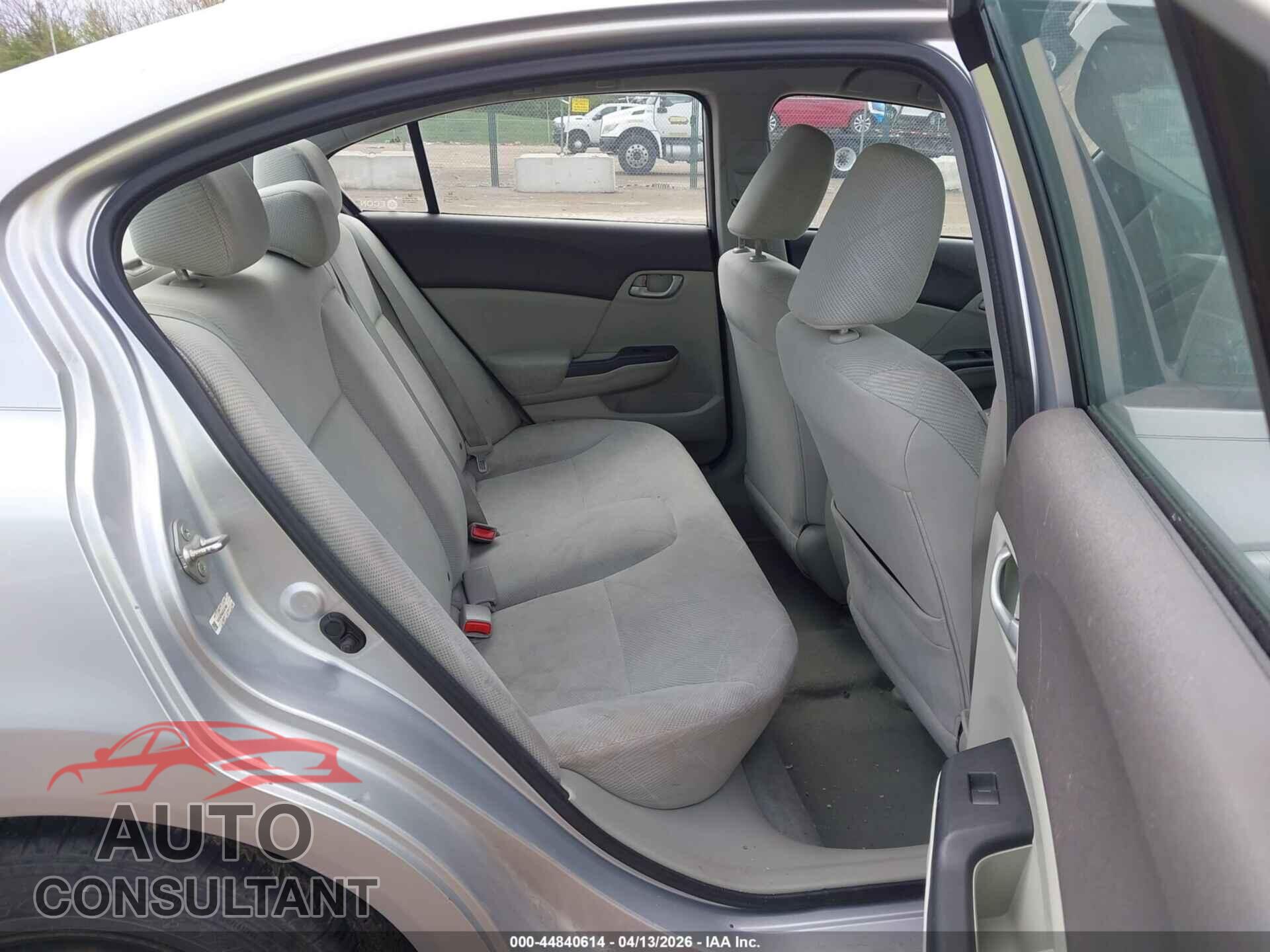 HONDA CIVIC 2012 - 19XFB2F50CE057989