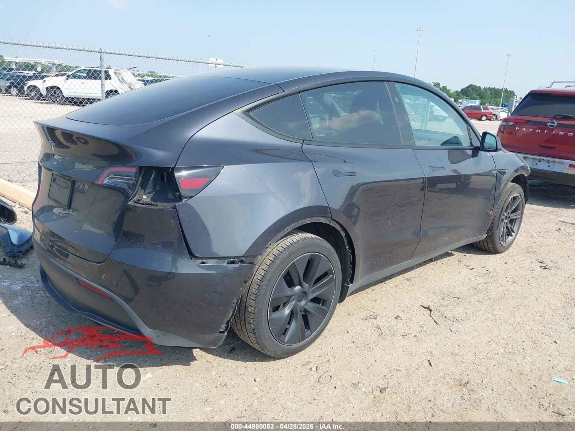 TESLA MODEL Y 2024 - 7SAYGDED1RF152274