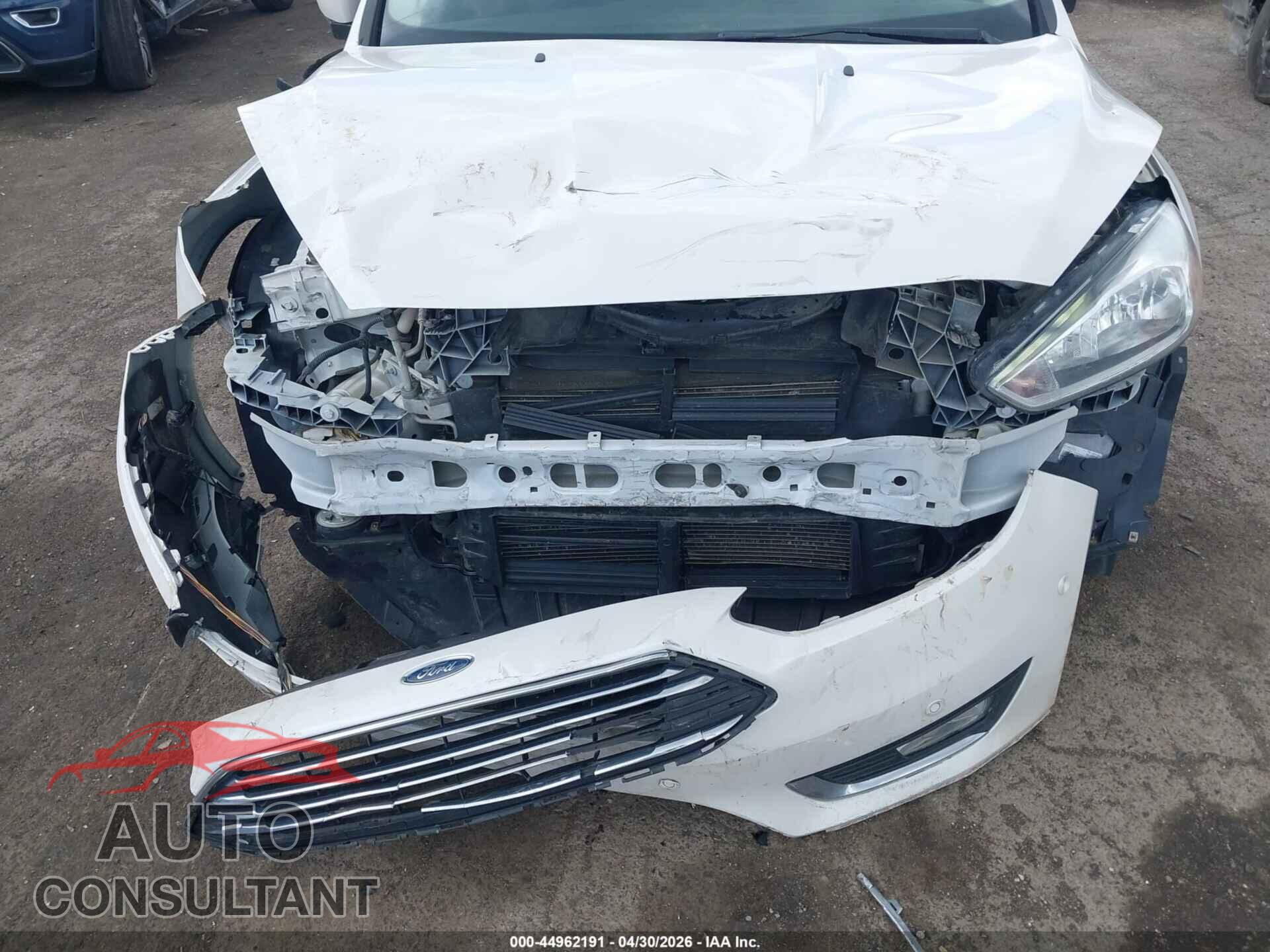 FORD FOCUS 2016 - 1FADP3N27GL377142