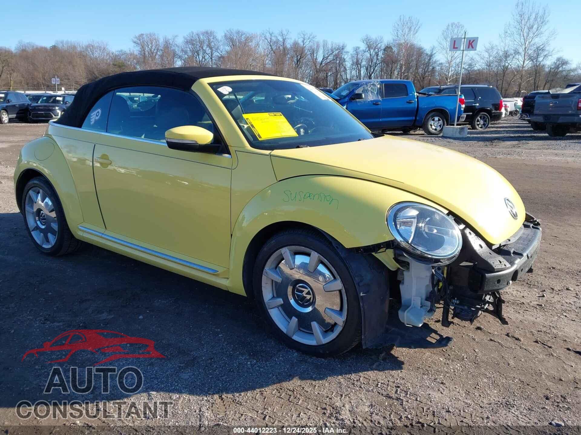 VOLKSWAGEN BEETLE 2013 - 3VW5P7ATXDM822260