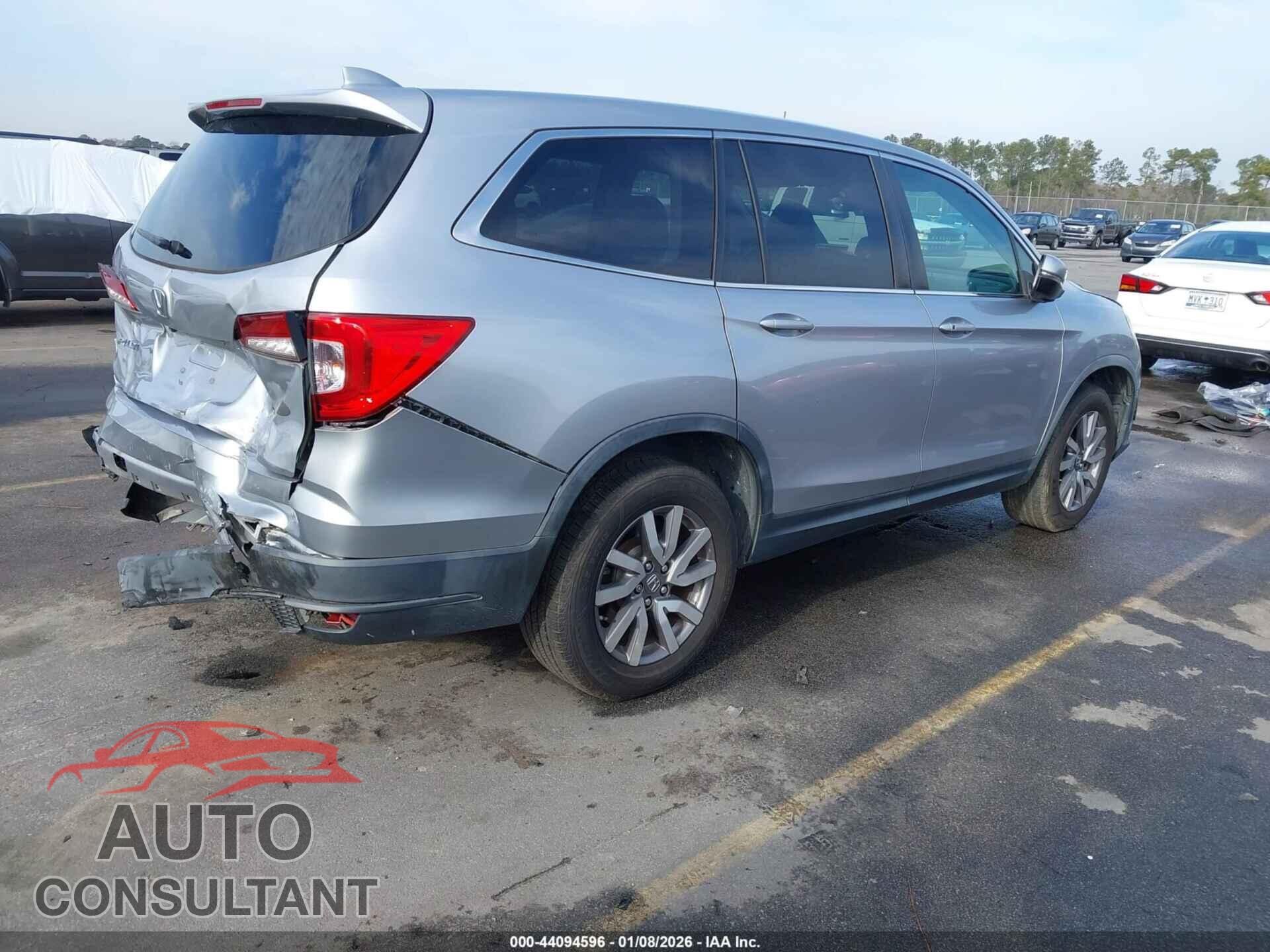 HONDA PILOT 2019 - 5FNYF5H43KB004571