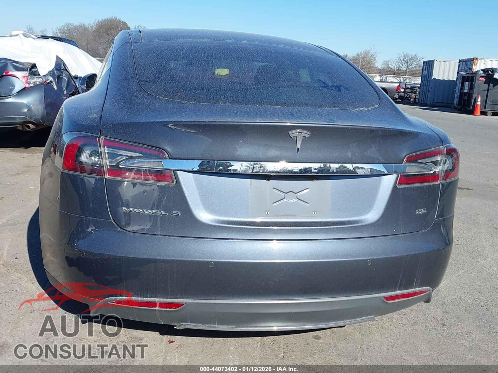 TESLA MODEL S 2014 - 5YJSA1H16EFP52030