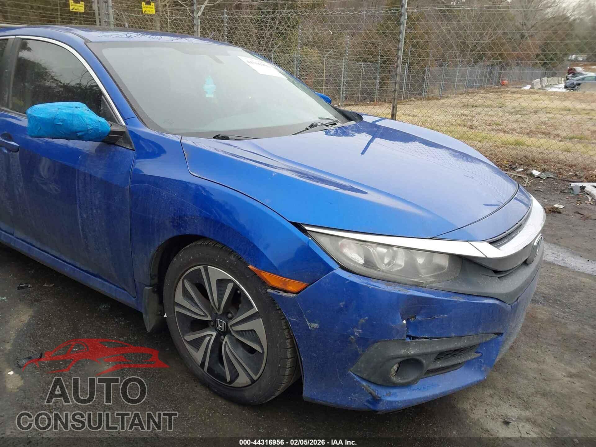 HONDA CIVIC 2017 - 2HGFC1F38HH657386