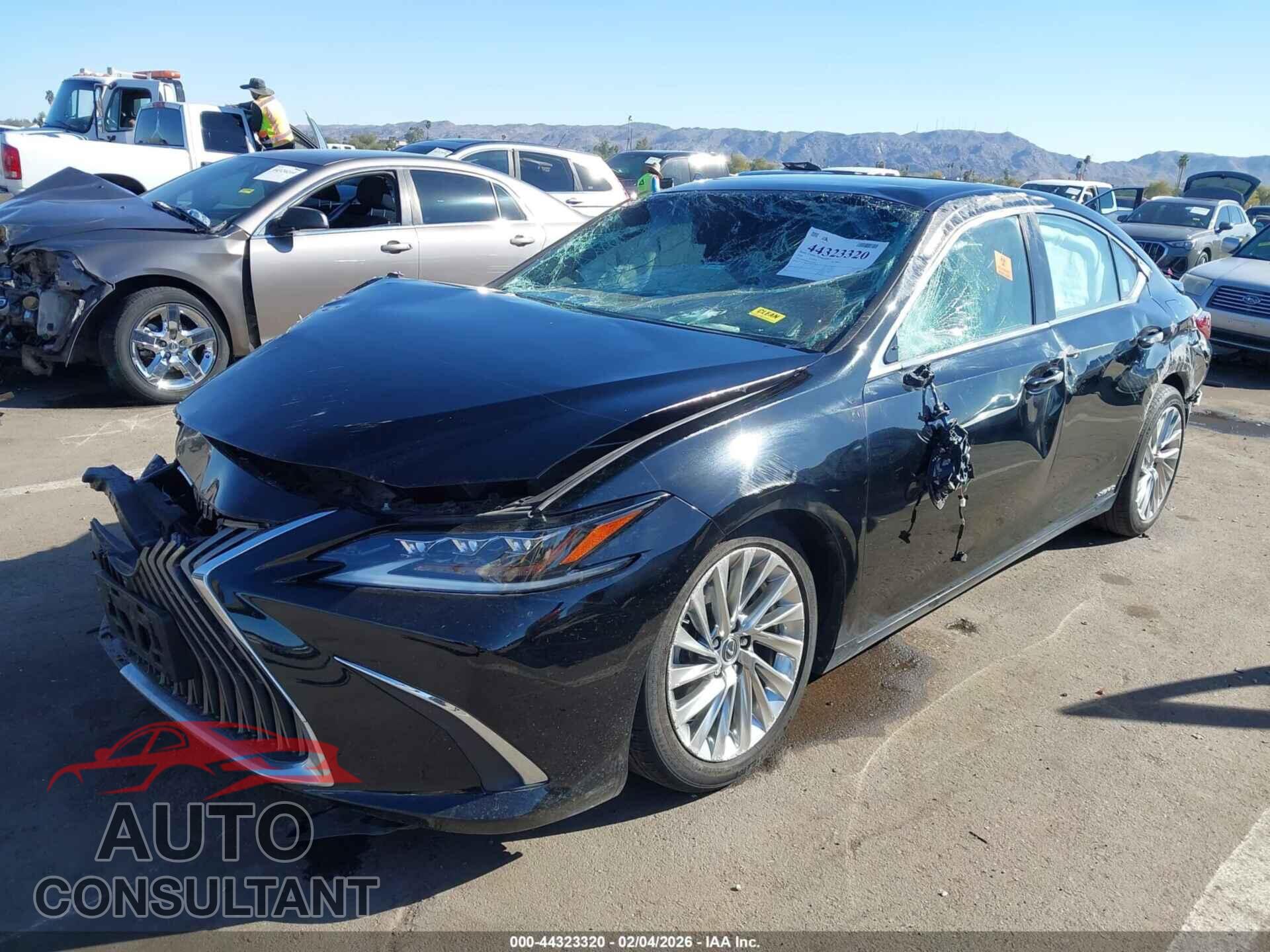 LEXUS ES 300H 2020 - 58AE21B15LU010407