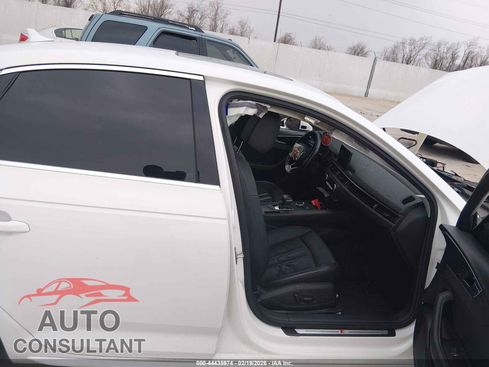 AUDI A4 2018 - WAULMAF45JA007553