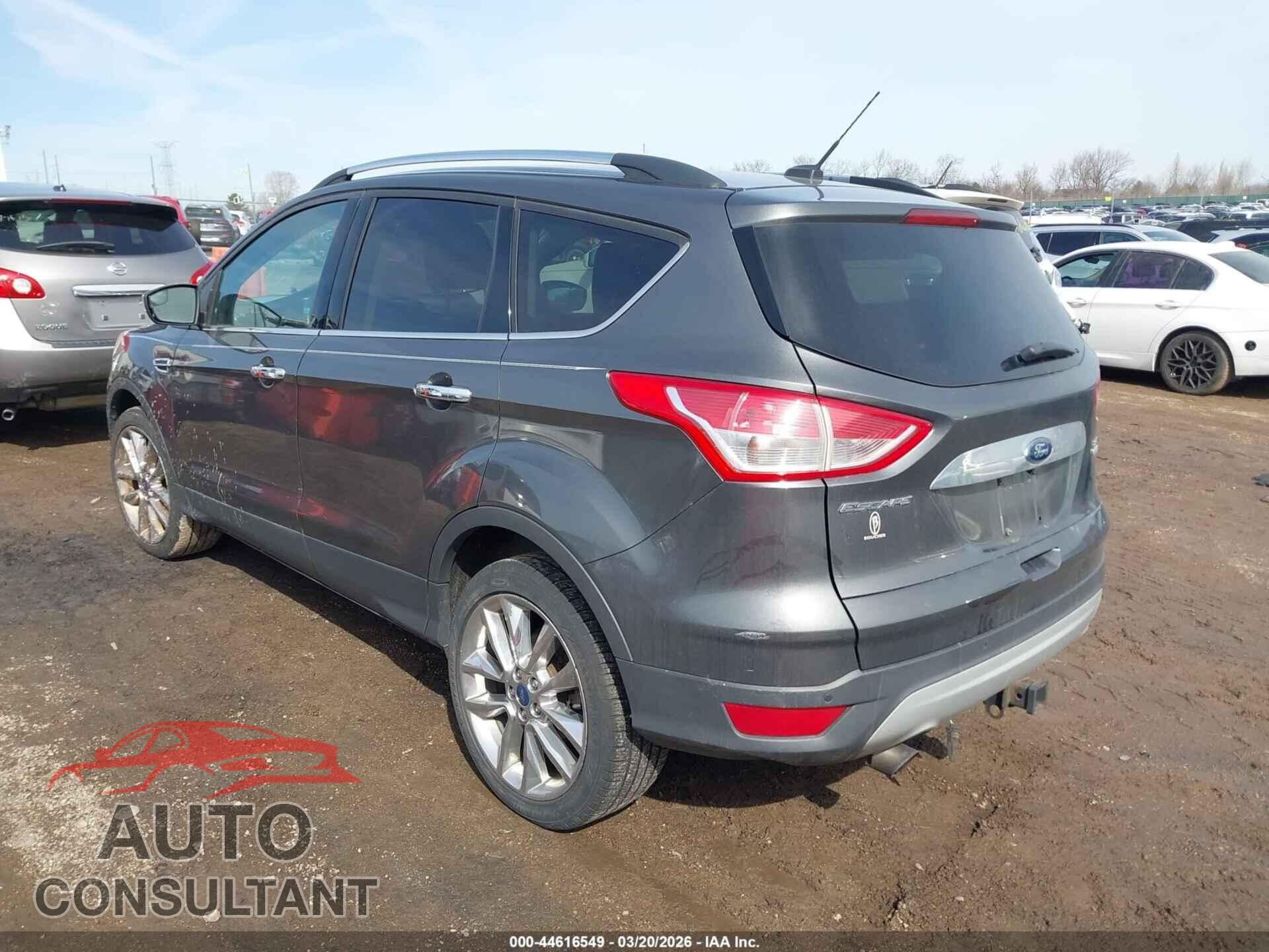 FORD ESCAPE 2015 - 1FMCU9G96FUC69580