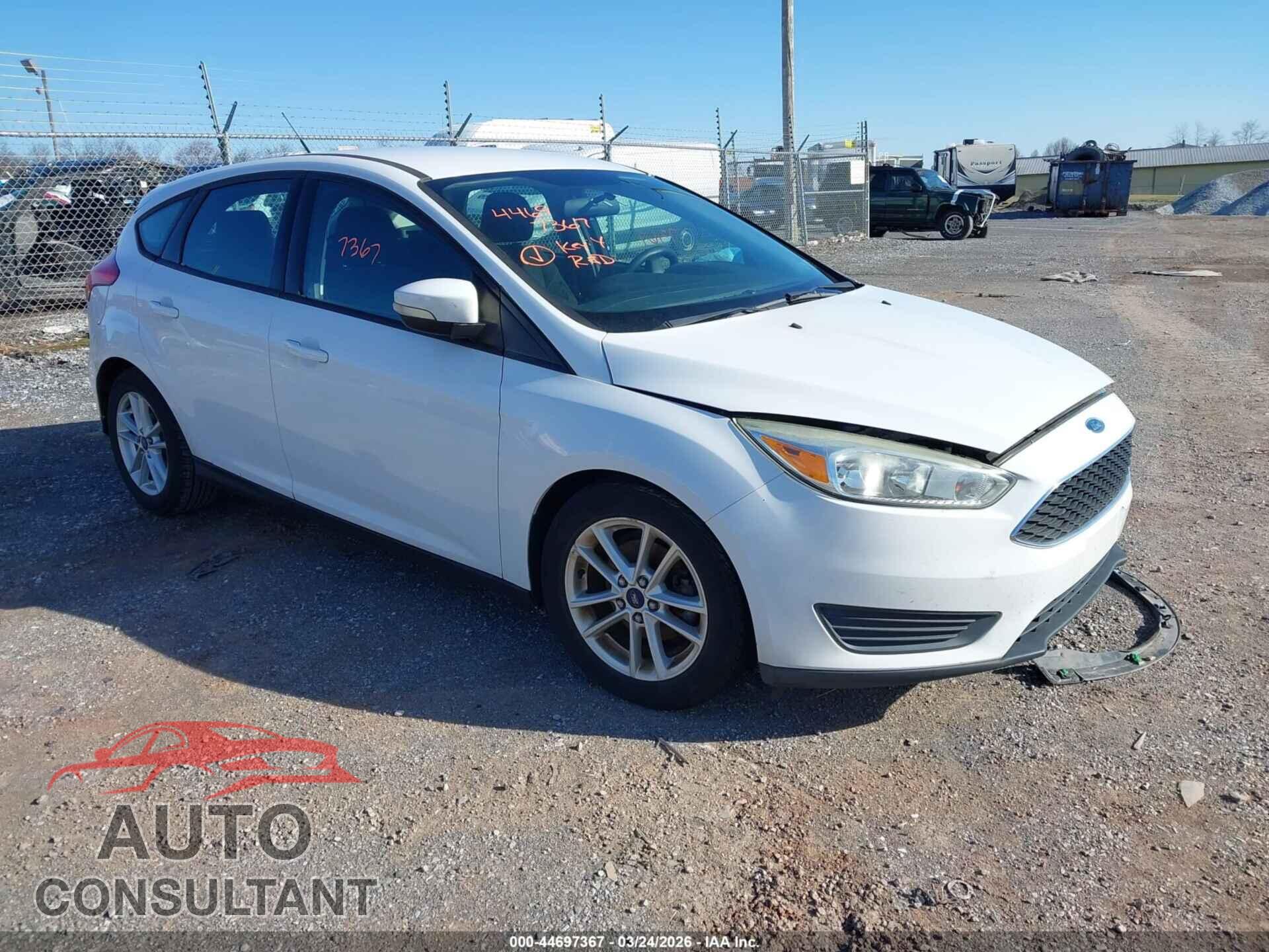 FORD FOCUS 2015 - 1FADP3K24FL288941