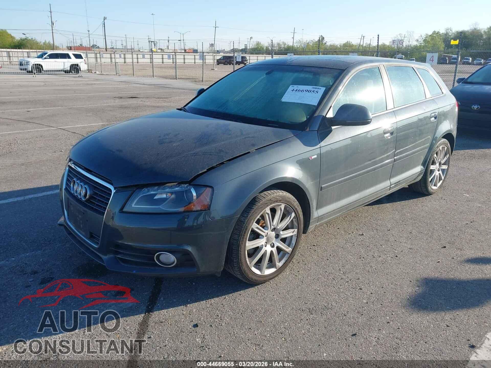 AUDI A3 2010 - WAUKEAFM0AA169955