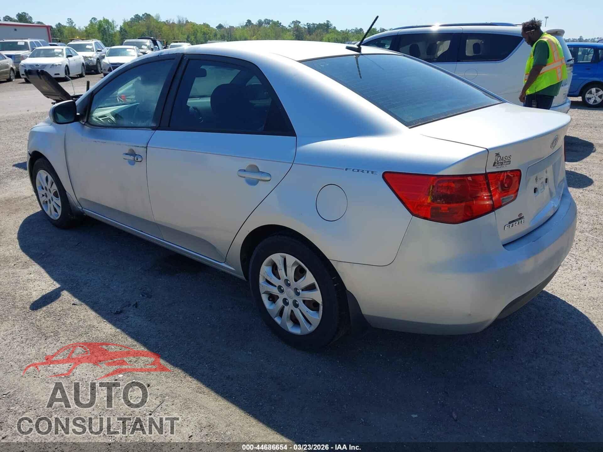 KIA FORTE 2012 - KNAFU4A23C5513382