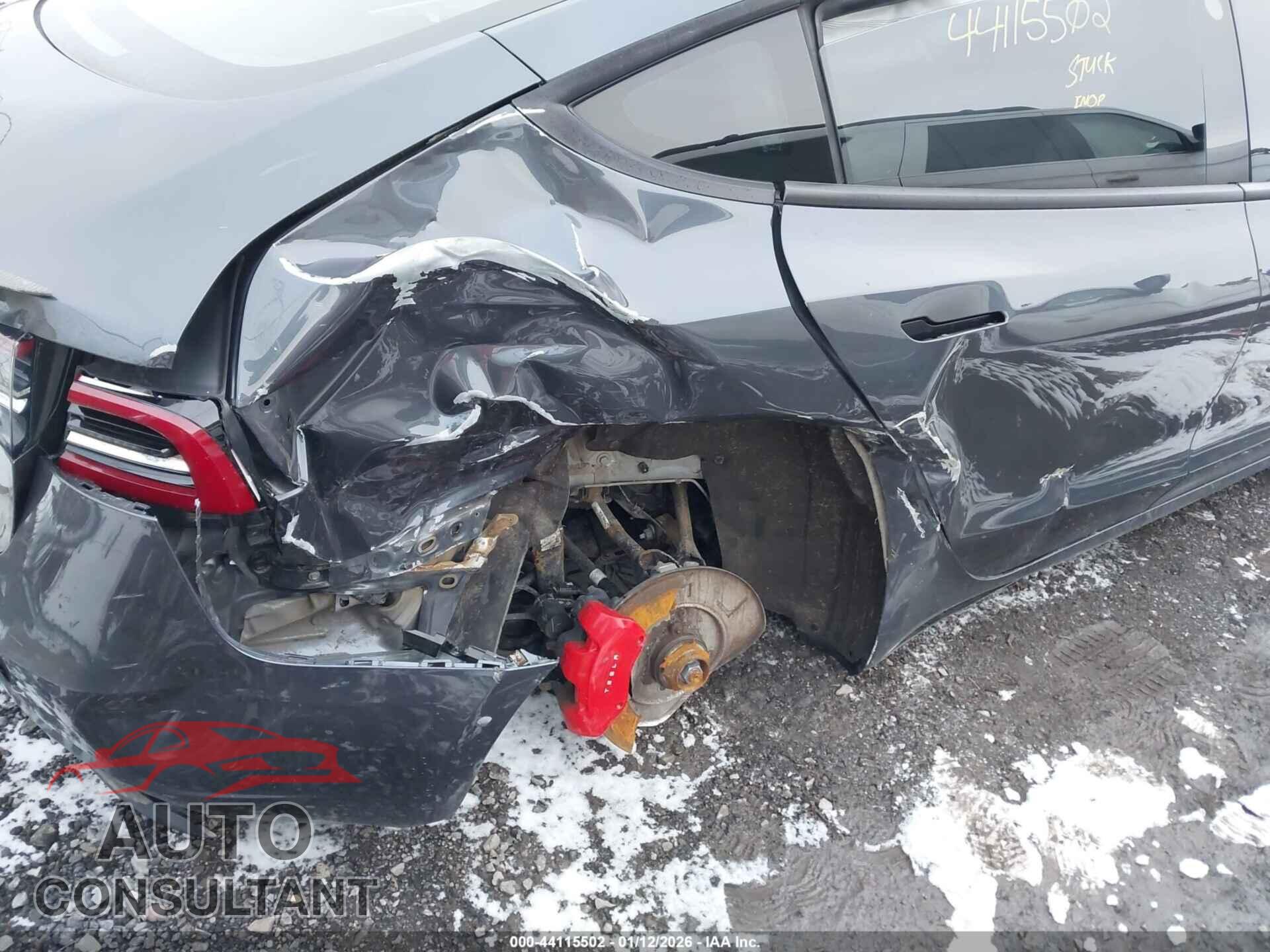 TESLA MODEL 3 2022 - 5YJ3E1EC7NF102959