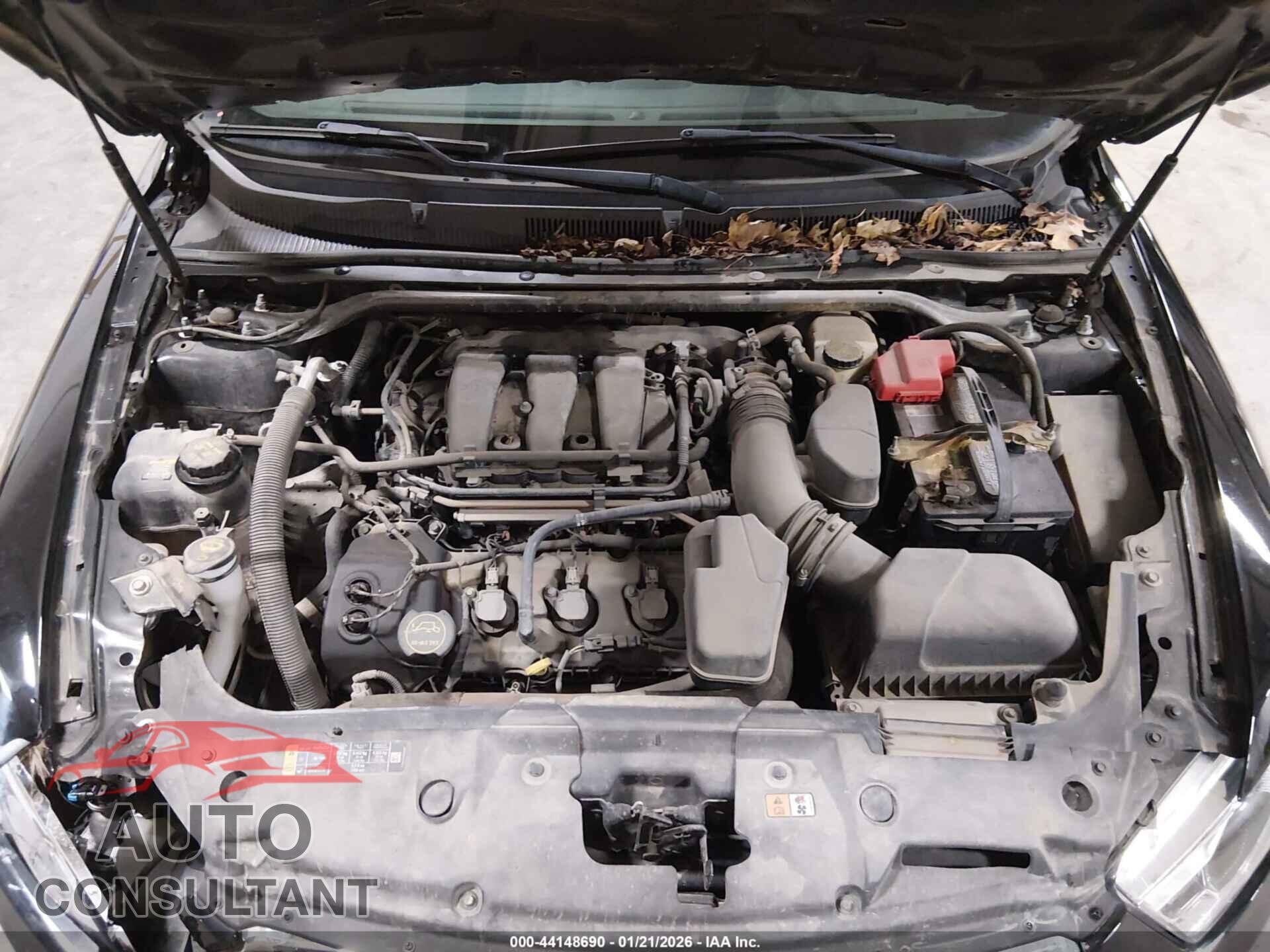 FORD TAURUS 2017 - 1FAHP2F85HG102300