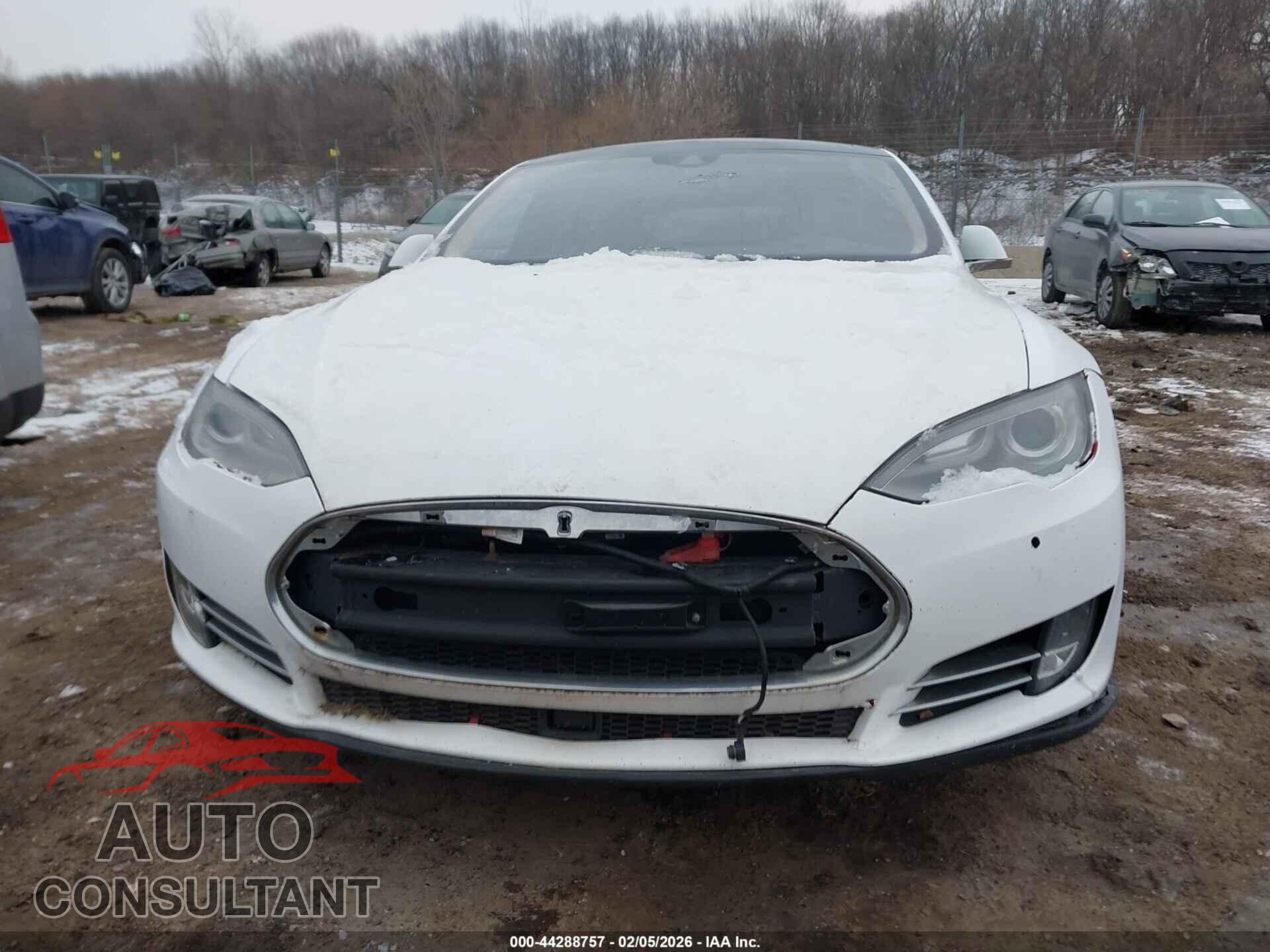 TESLA MODEL S 2015 - 5YJSA1H40FF088738