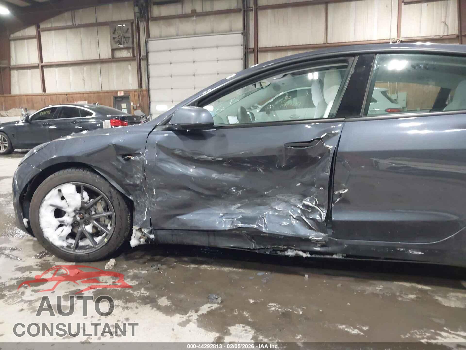 TESLA MODEL 3 2022 - 5YJ3E1EB5NF194290
