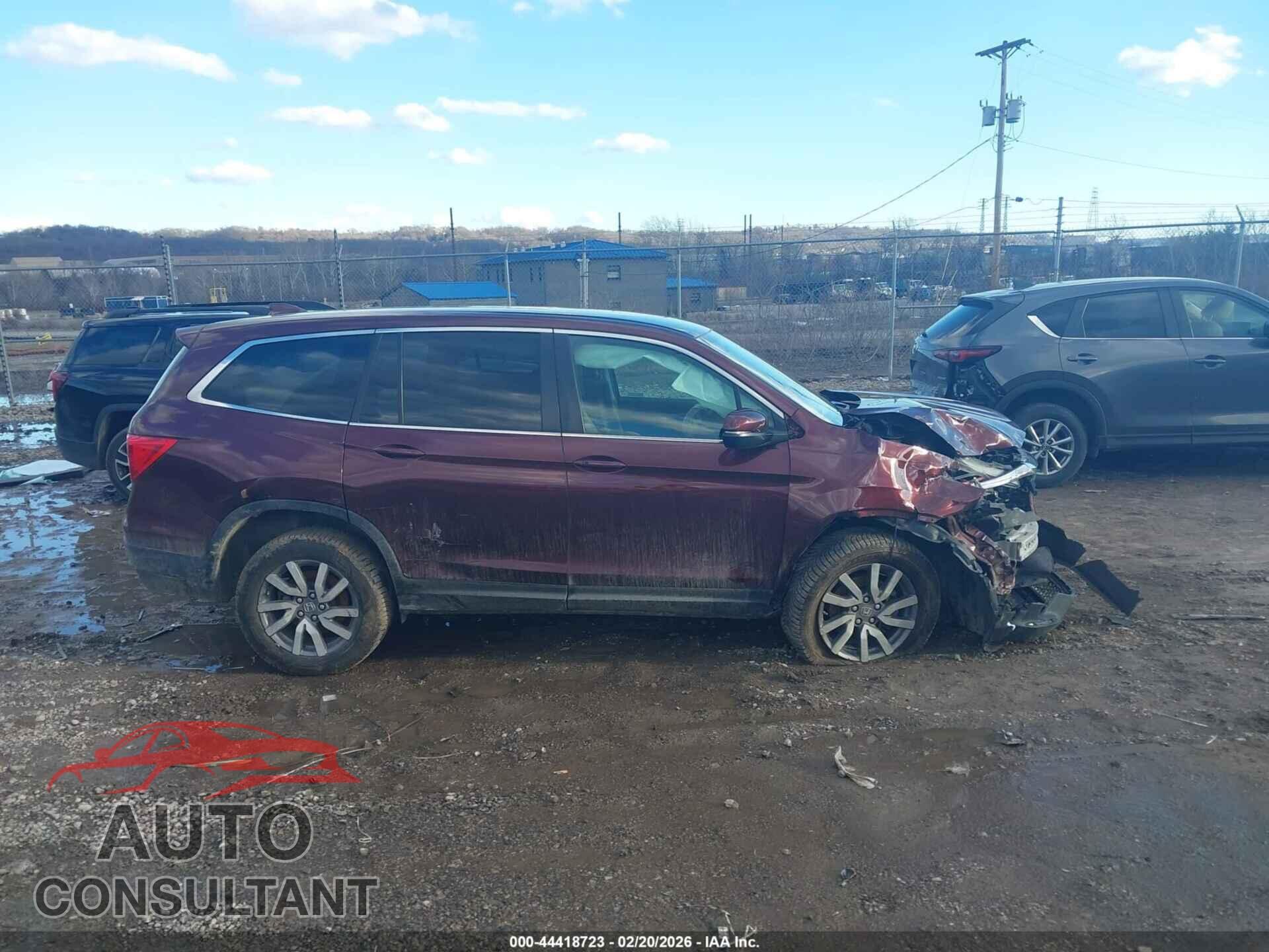 HONDA PILOT 2019 - 5FNYF5H34KB015683
