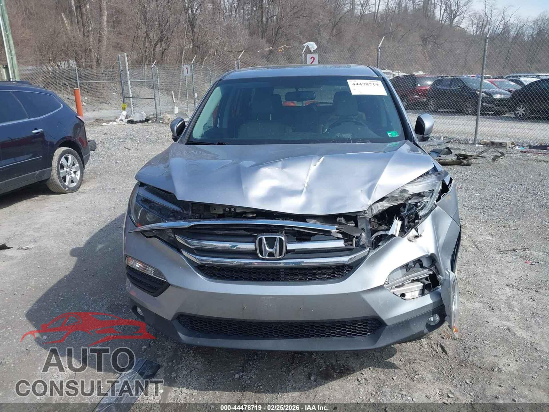 HONDA PILOT 2017 - 5FNYF6H59HB030065