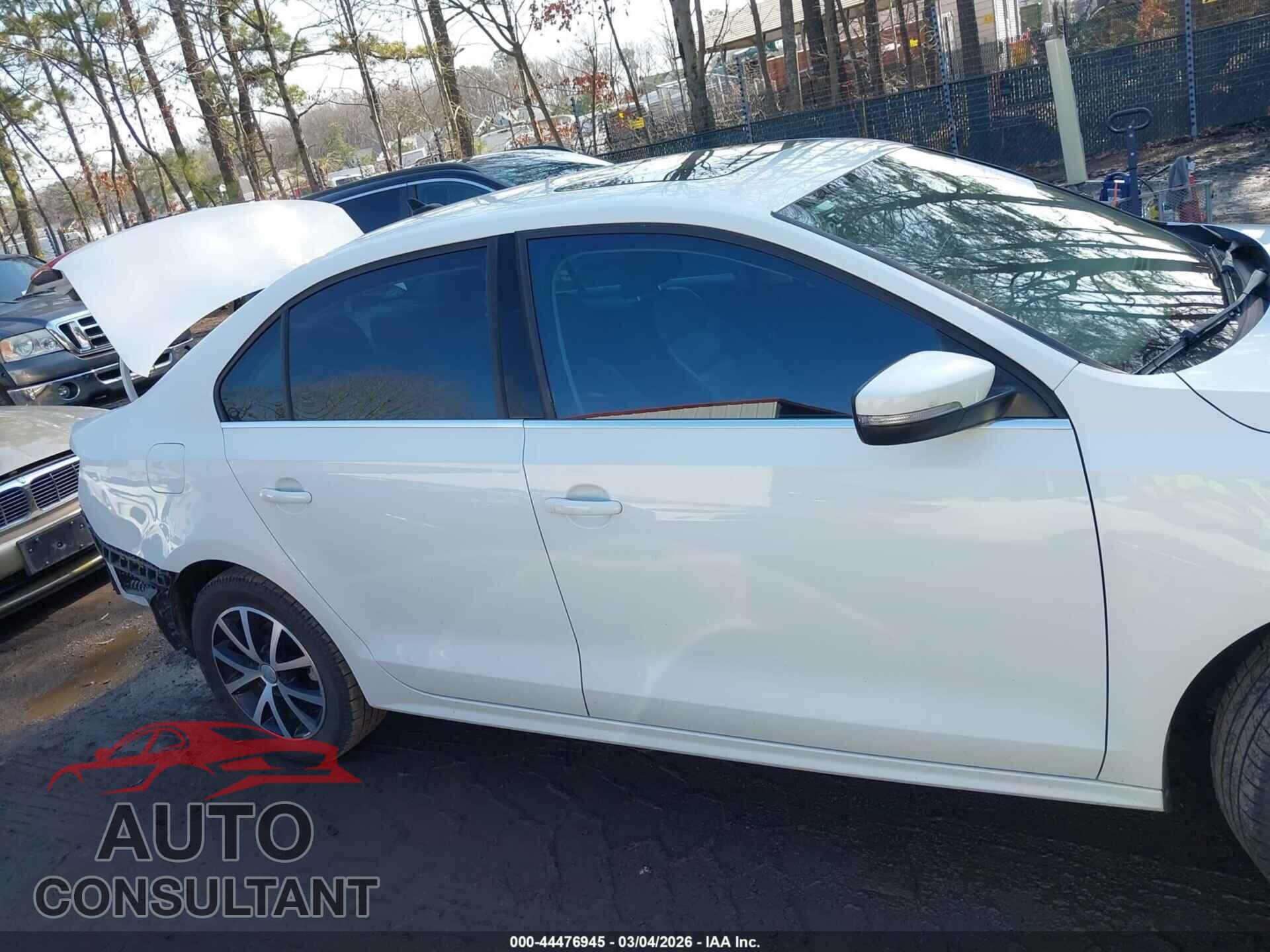VOLKSWAGEN JETTA 2017 - 3VWDB7AJ5HM398324