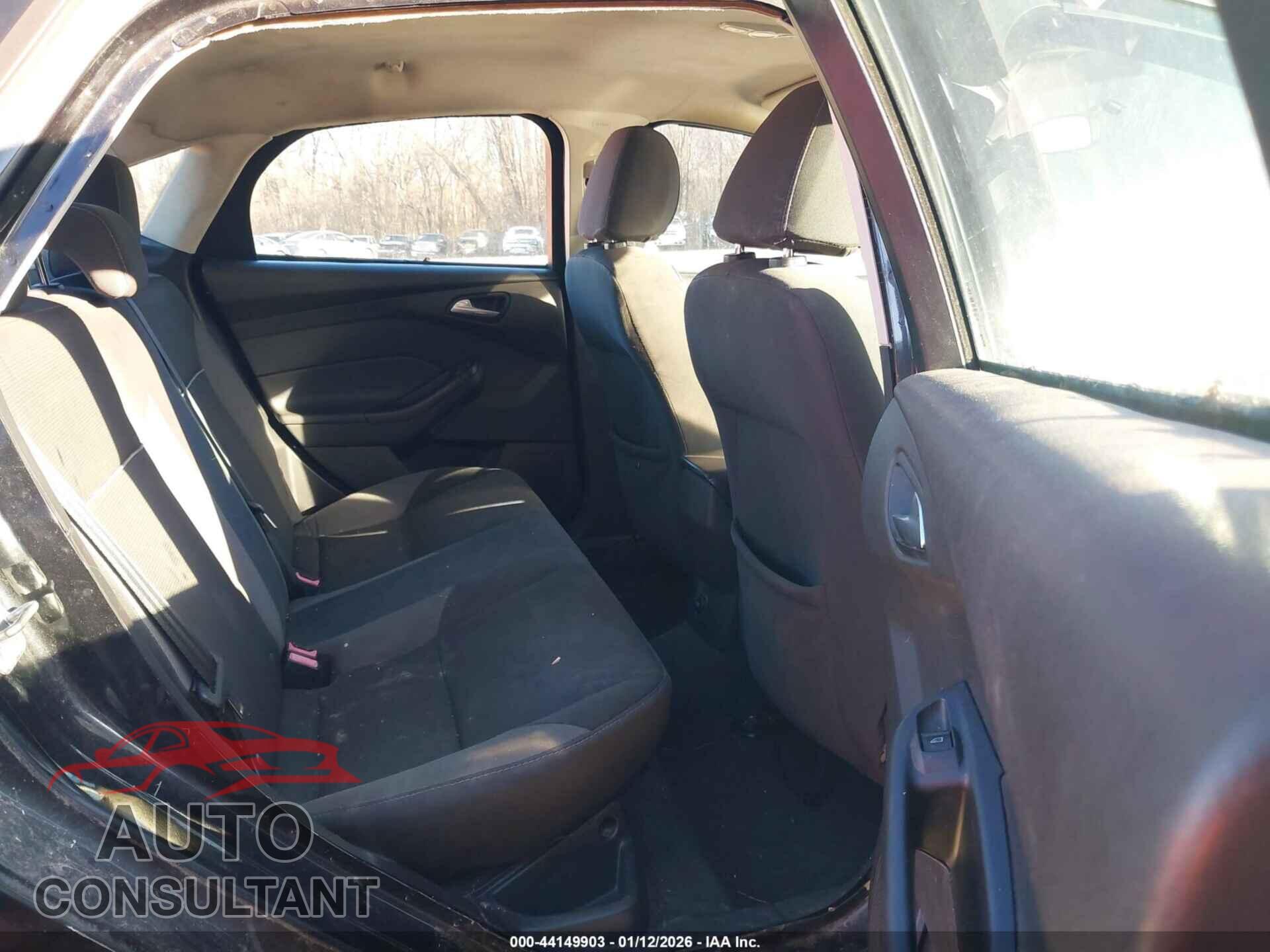 FORD FOCUS 2014 - 1FADP3F21EL430848