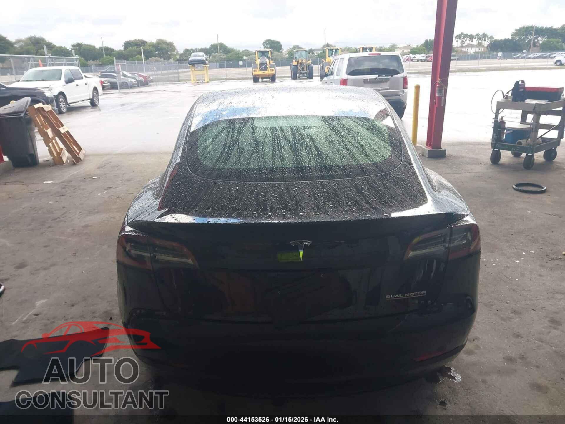TESLA MODEL 3 2021 - 5YJ3E1EC1MF992356