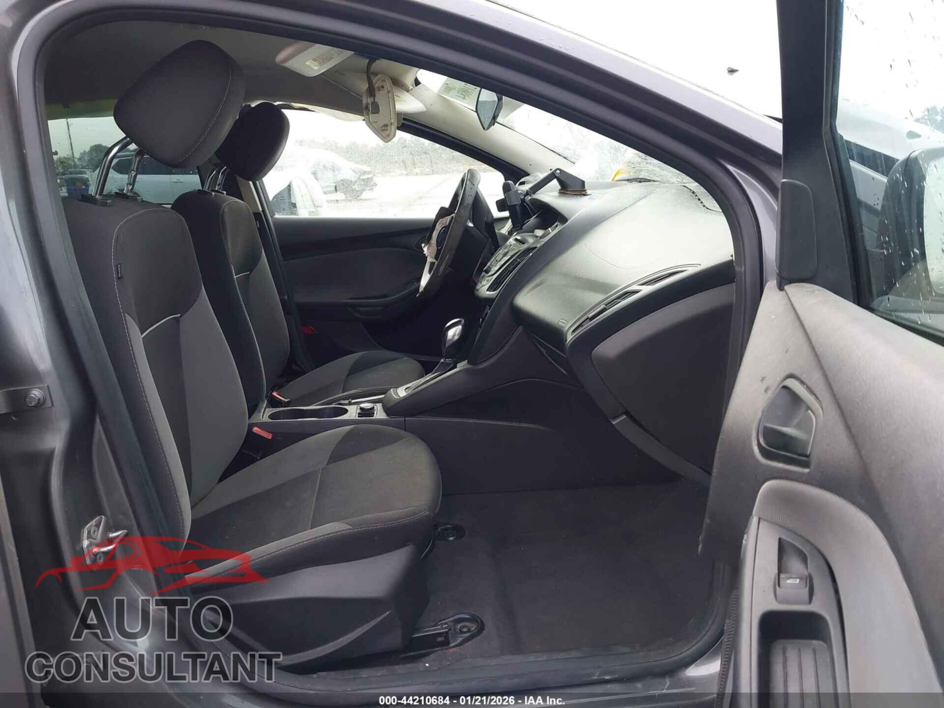 FORD FOCUS 2013 - 1FADP3E27DL271446