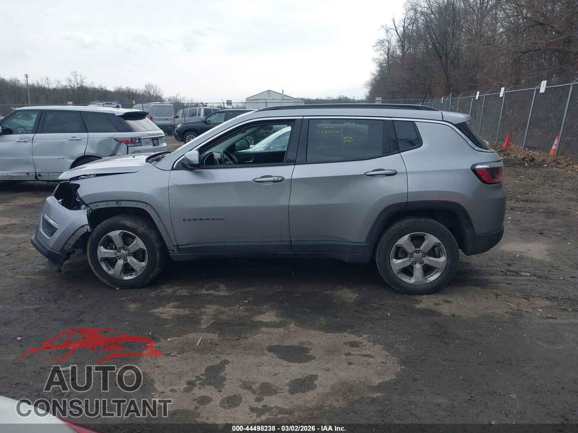 JEEP COMPASS 2018 - 3C4NJDBB6JT253109