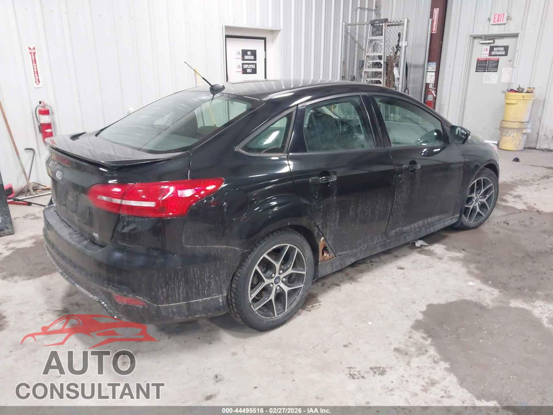 FORD FOCUS 2015 - 1FADP3F28FL235184