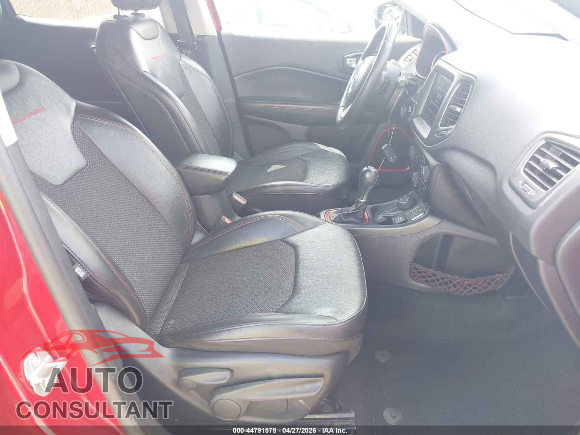 JEEP COMPASS 2021 - 3C4NJDDB3MT589172