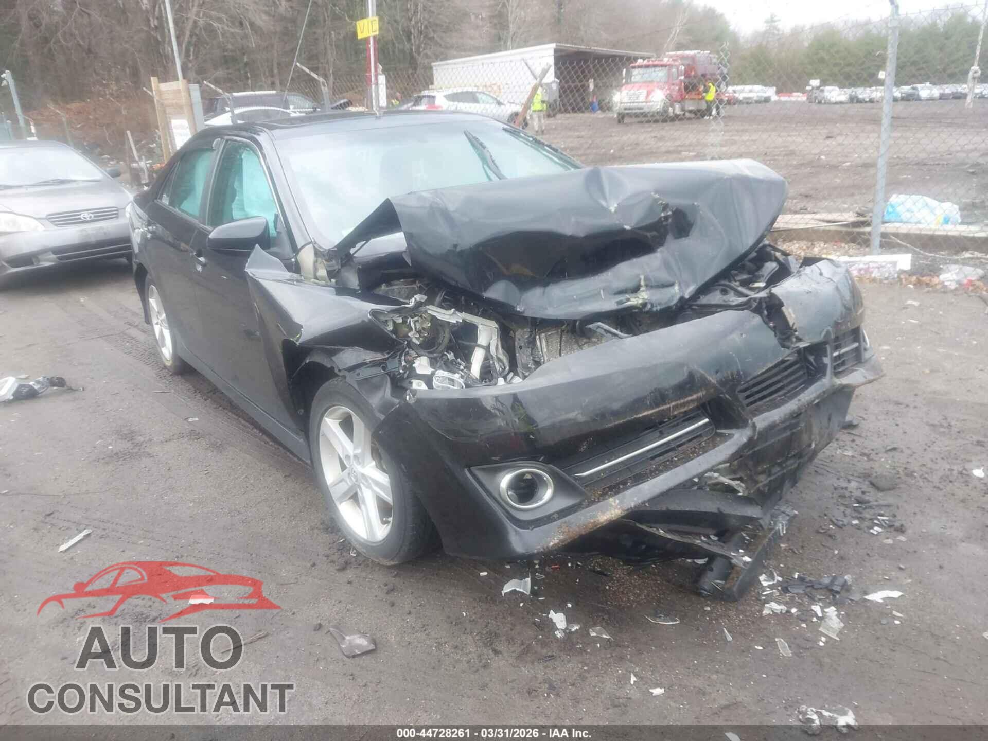 TOYOTA CAMRY 2013 - 4T1BF1FK2DU724496