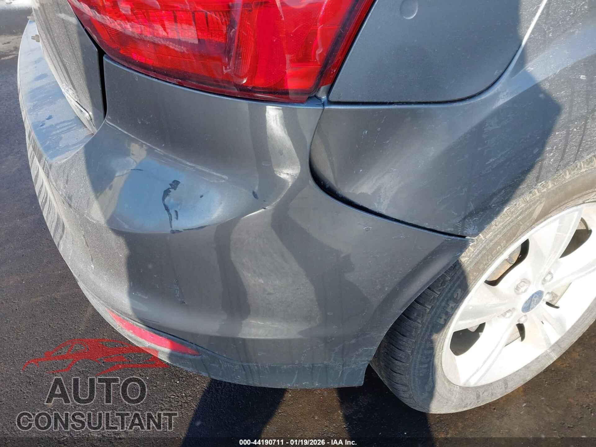 FORD FOCUS 2014 - 1FADP3K28EL114224