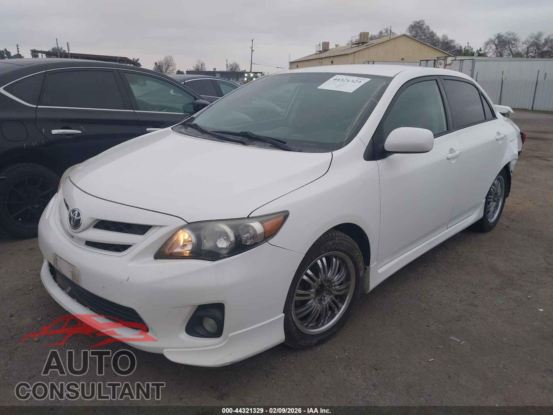 TOYOTA COROLLA 2013 - 5YFBU4EE8DP110993