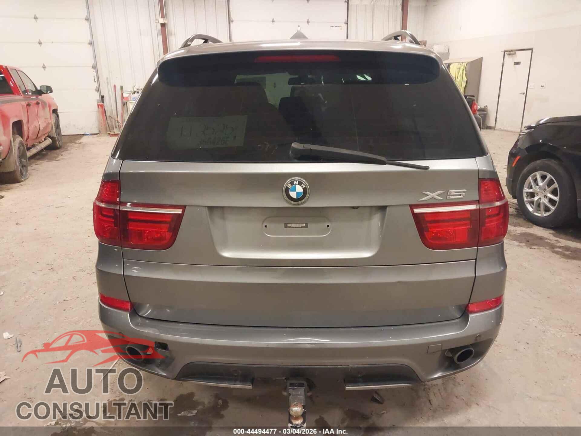 BMW X5 2011 - 5UXZW0C52BL656004