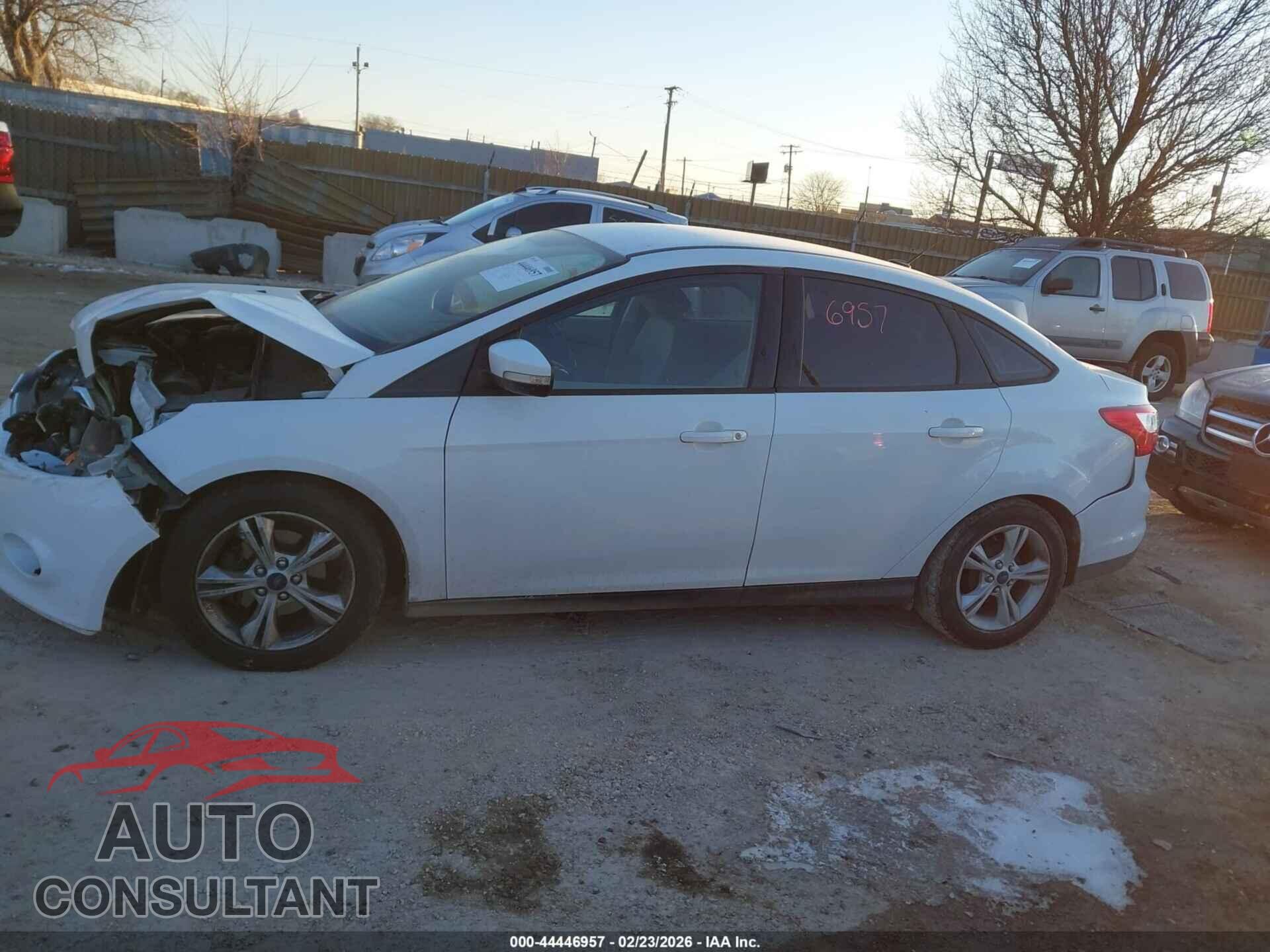 FORD FOCUS 2014 - 1FADP3F20EL421087
