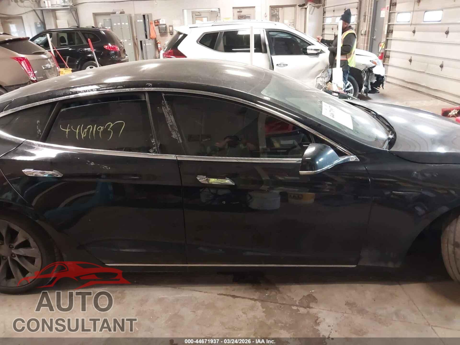TESLA MODEL S 2017 - 5YJSA1E27HF187322