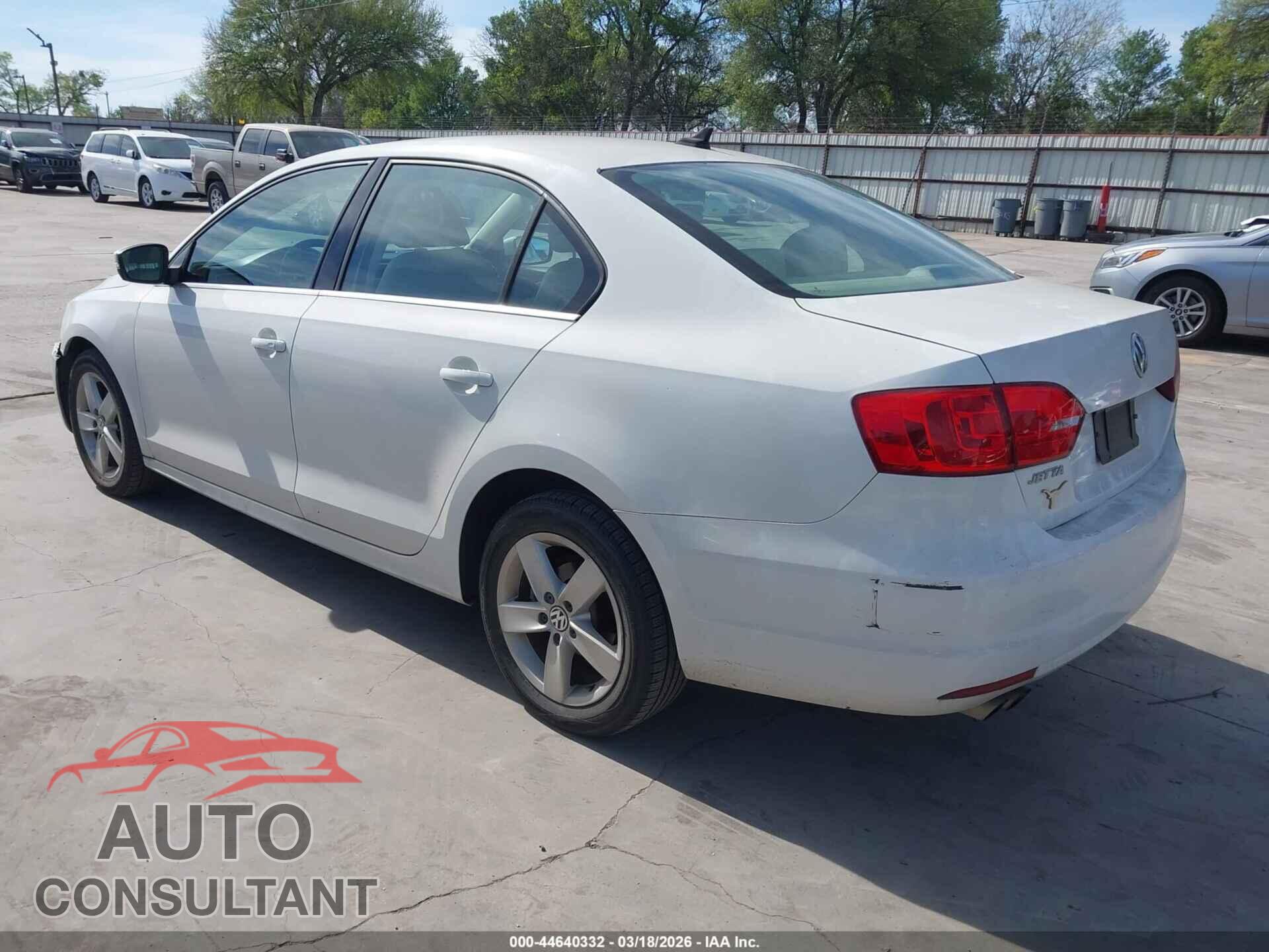 VOLKSWAGEN JETTA 2012 - 3VWLL7AJ8CM472031