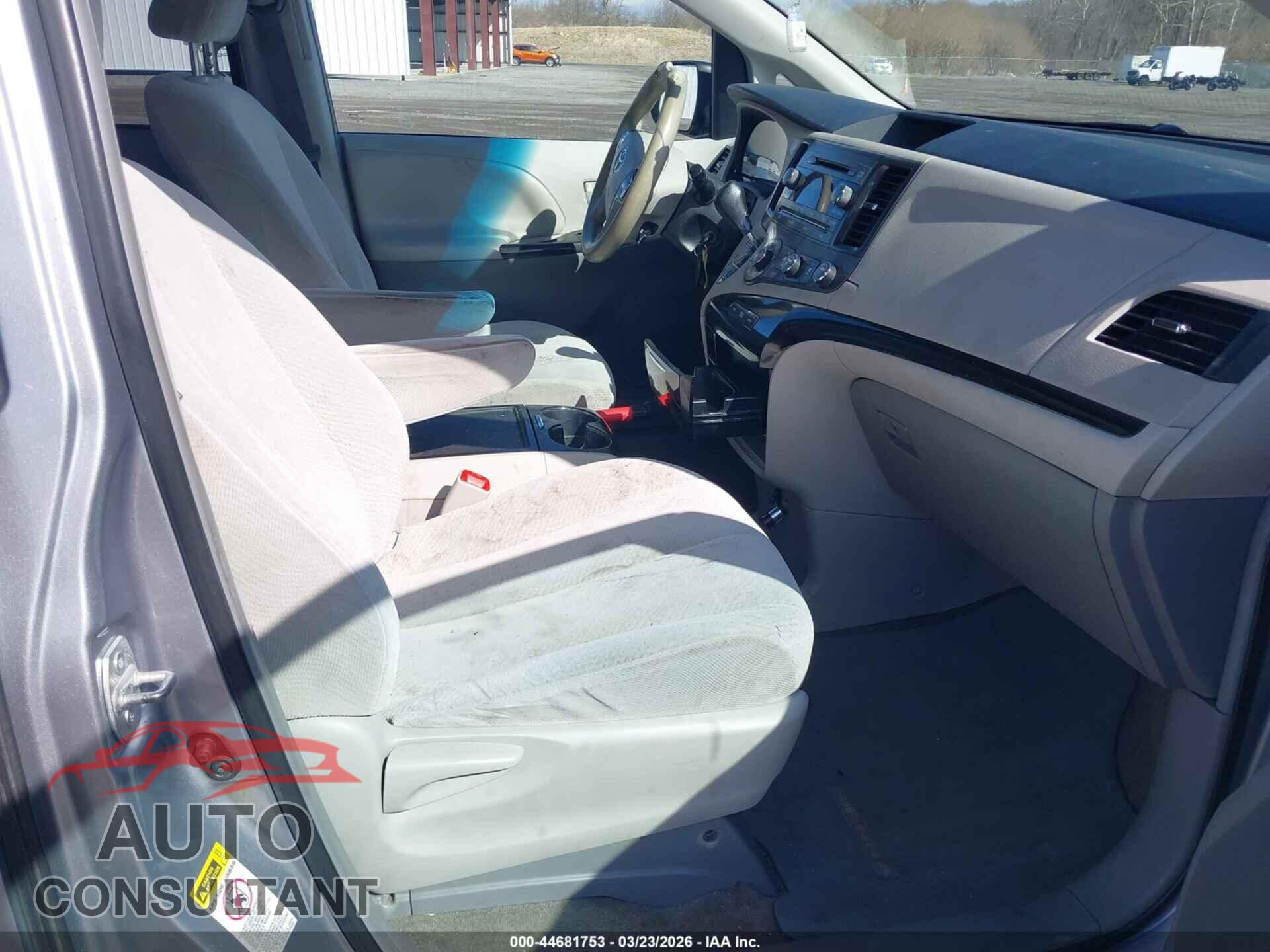 TOYOTA SIENNA 2012 - 5TDKK3DC3CS238807