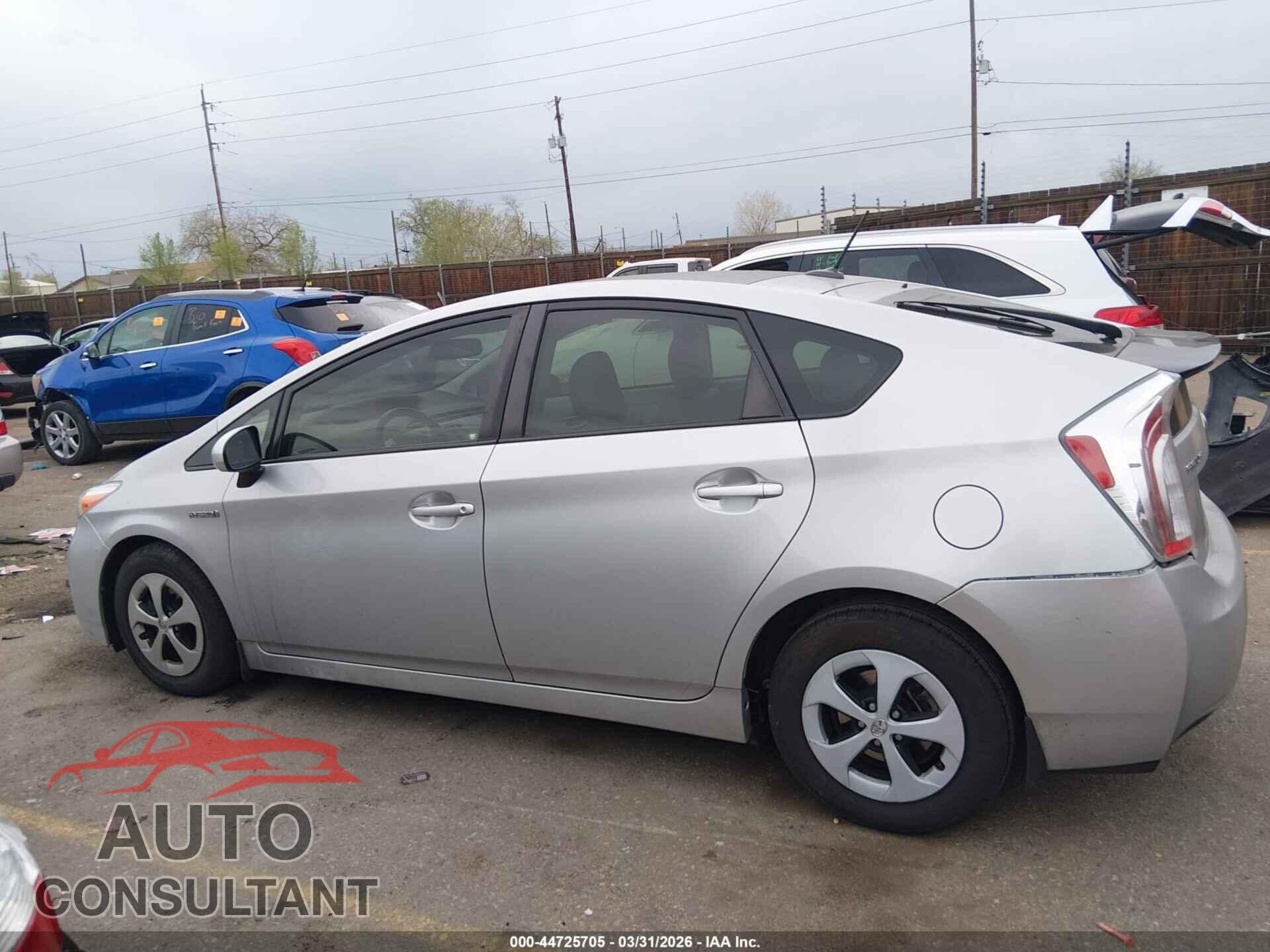 TOYOTA PRIUS 2014 - JTDKN3DU4E1824738