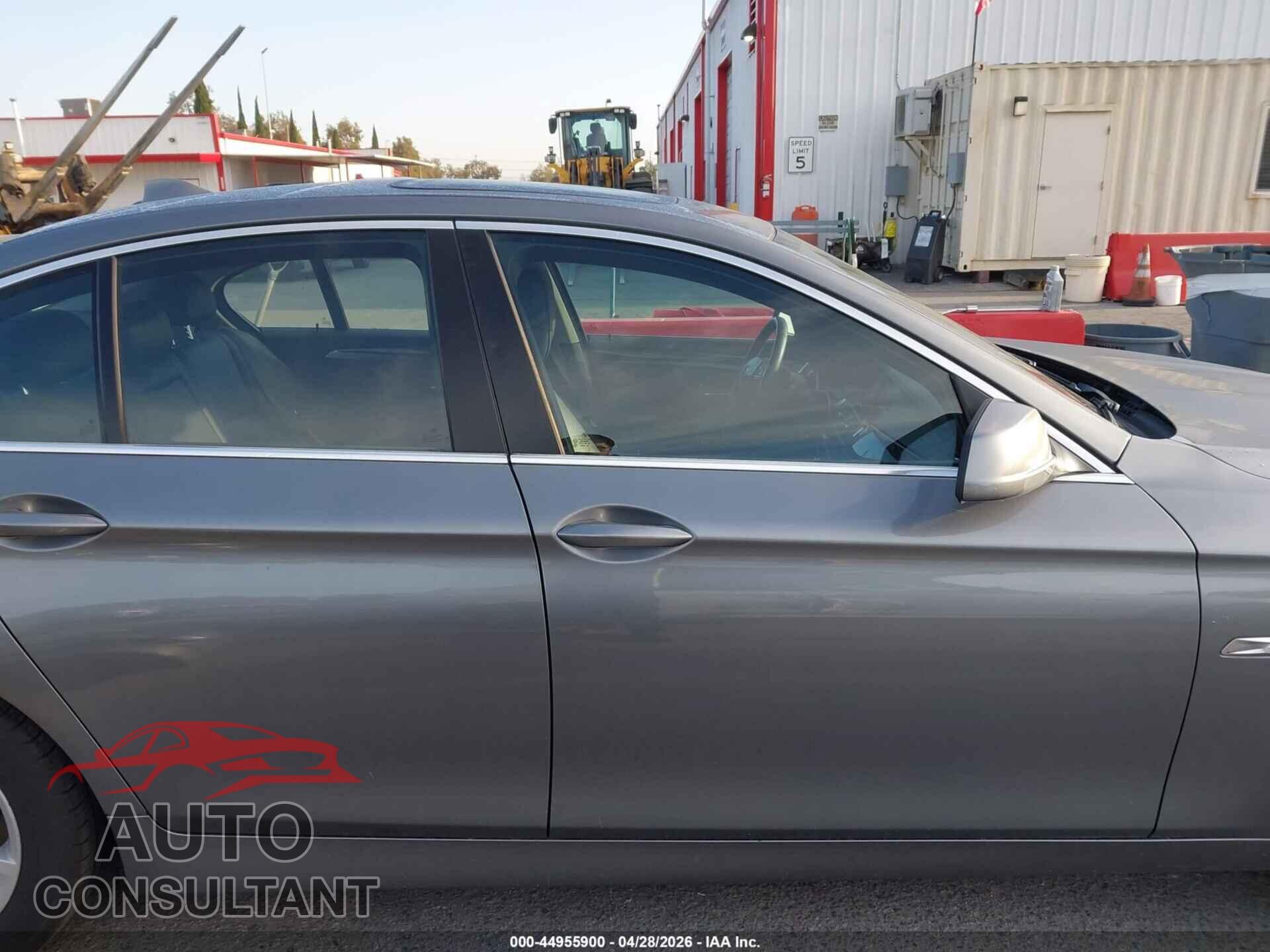 BMW 528I 2011 - WBAFR1C5XBC749545