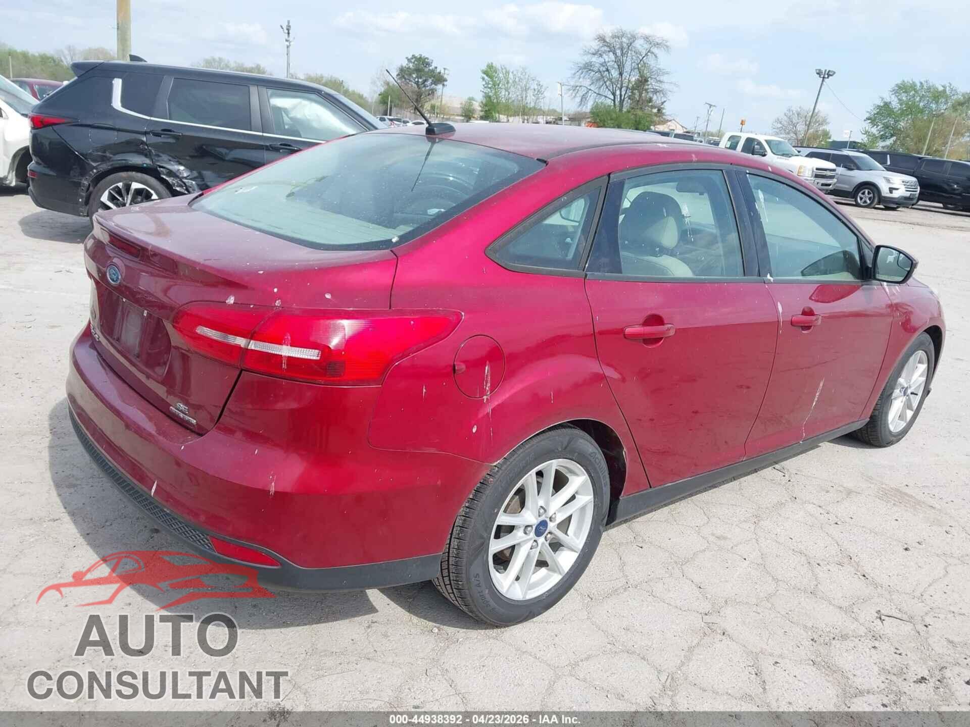 FORD FOCUS 2015 - 1FADP3F25FL365567