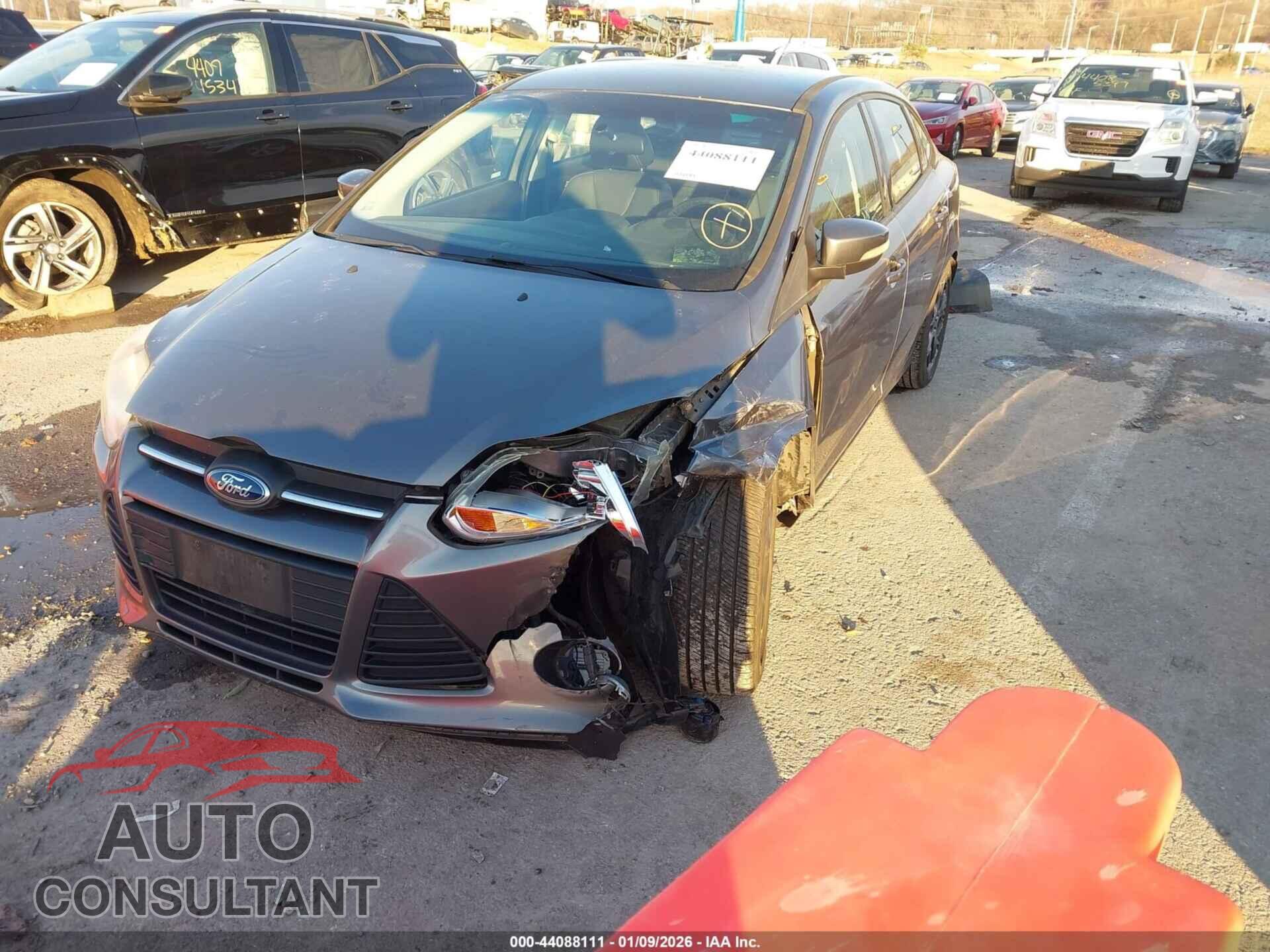 FORD FOCUS 2014 - 1FADP3F21EL223182