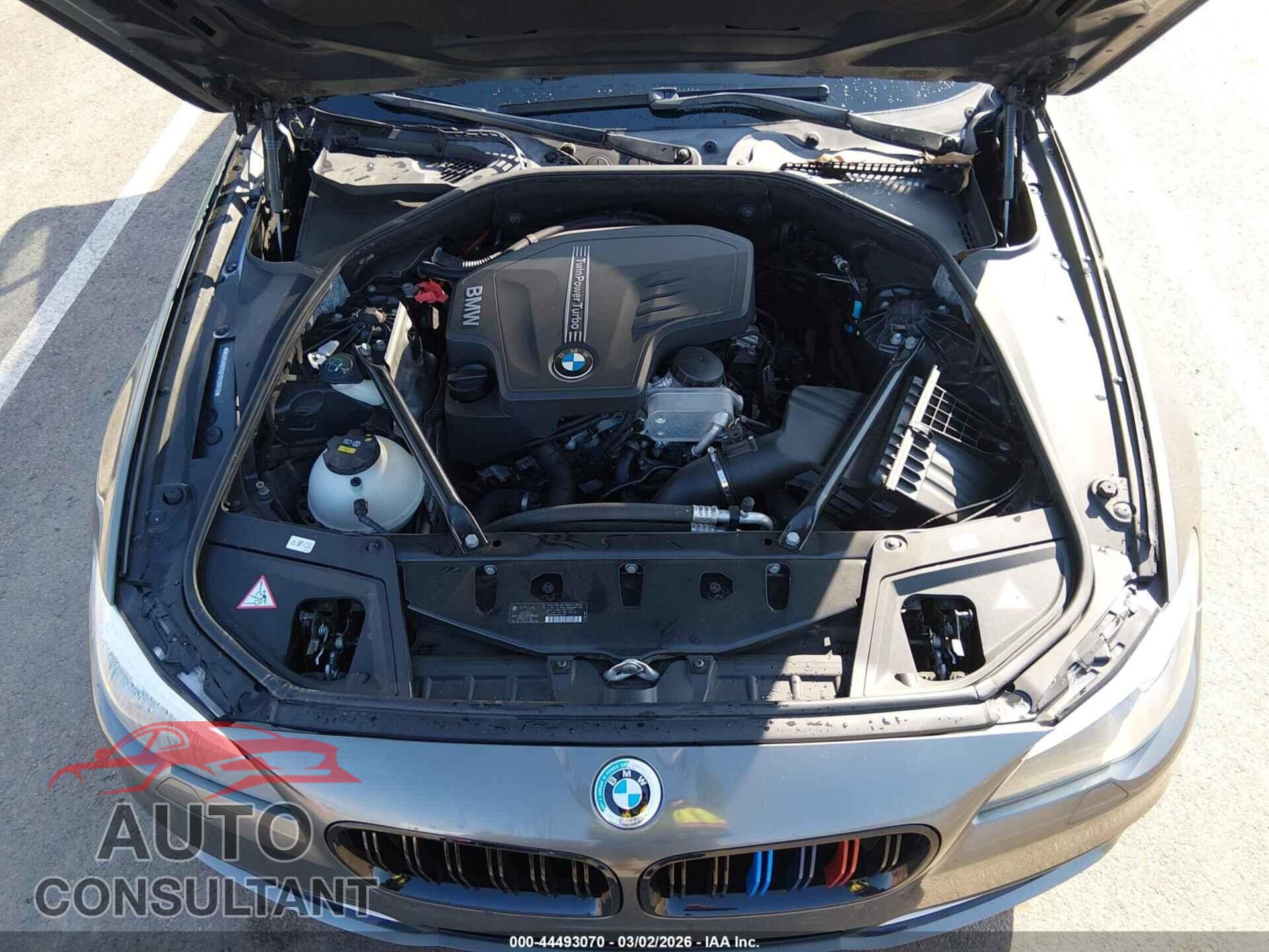 BMW 528I 2015 - WBA5A5C52FD520013
