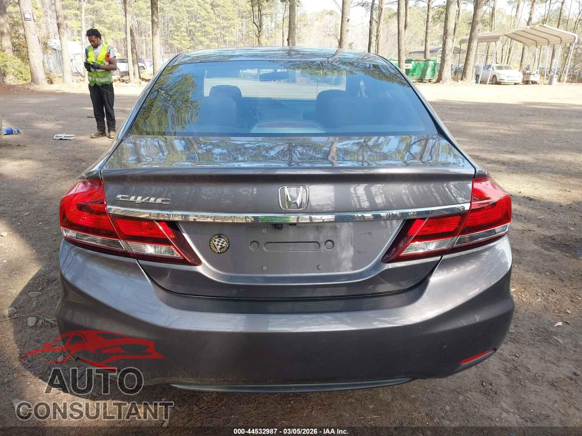HONDA CIVIC 2015 - 19XFB2F51FE209220