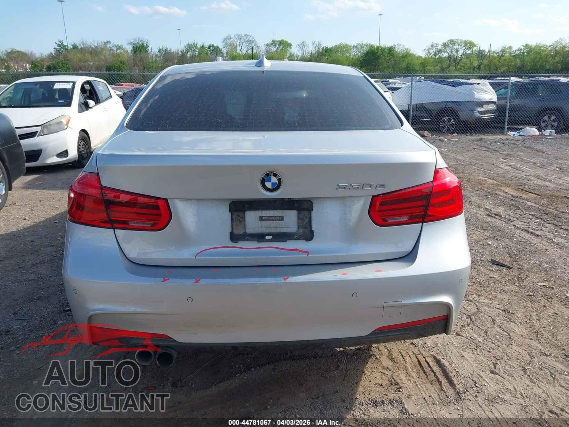 BMW 330E 2018 - WBA8E1C59JA762964