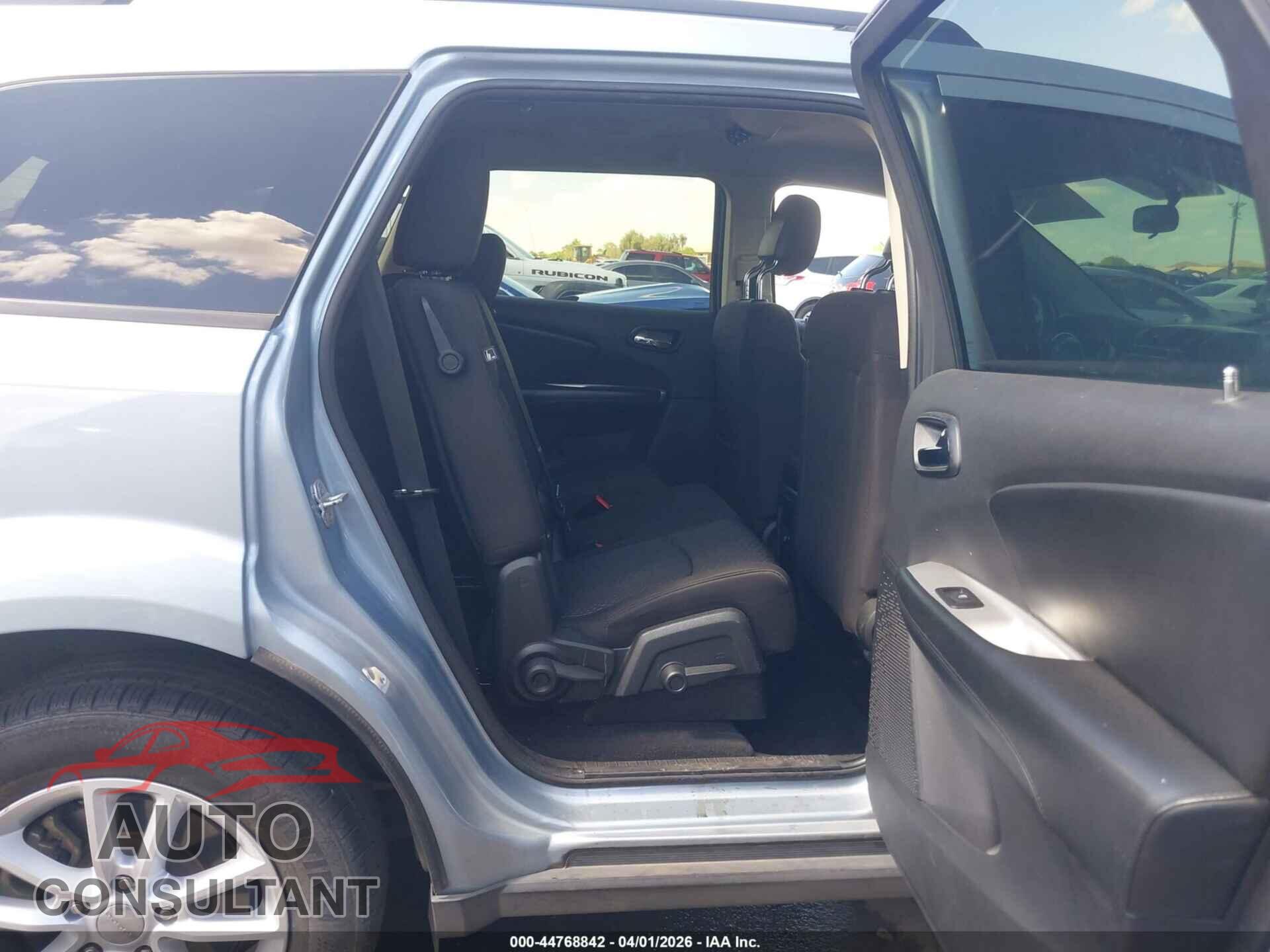 DODGE JOURNEY 2013 - 3C4PDCBG2DT594744